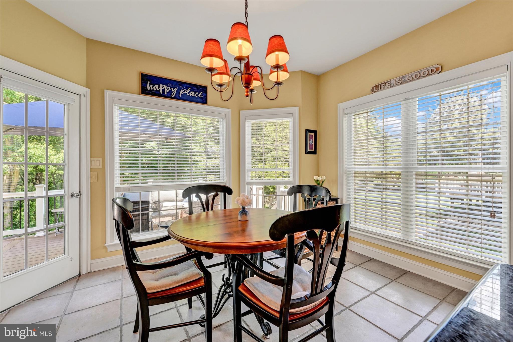 CROMWELL WOODS - Residential