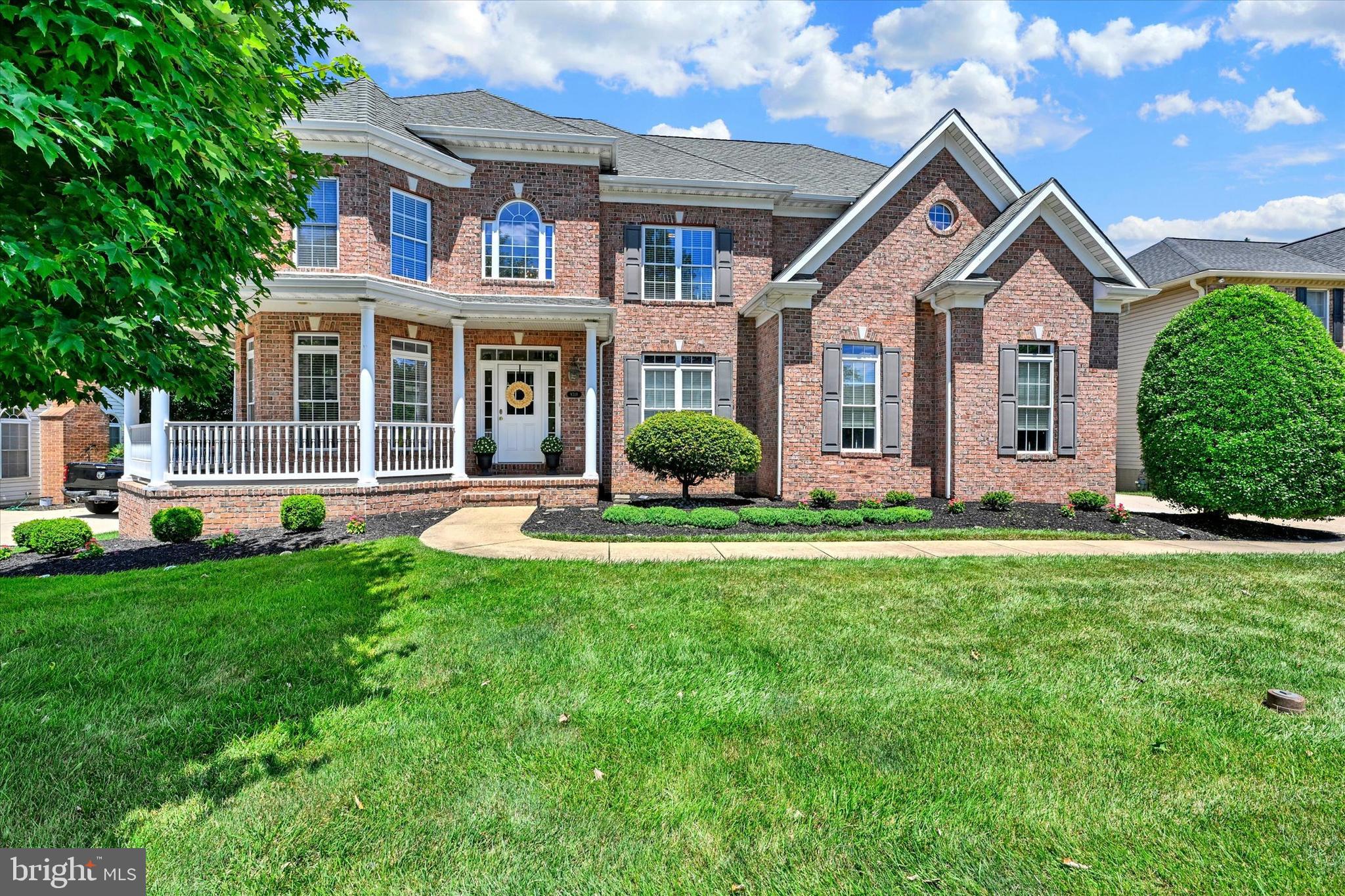 CROMWELL WOODS - Residential