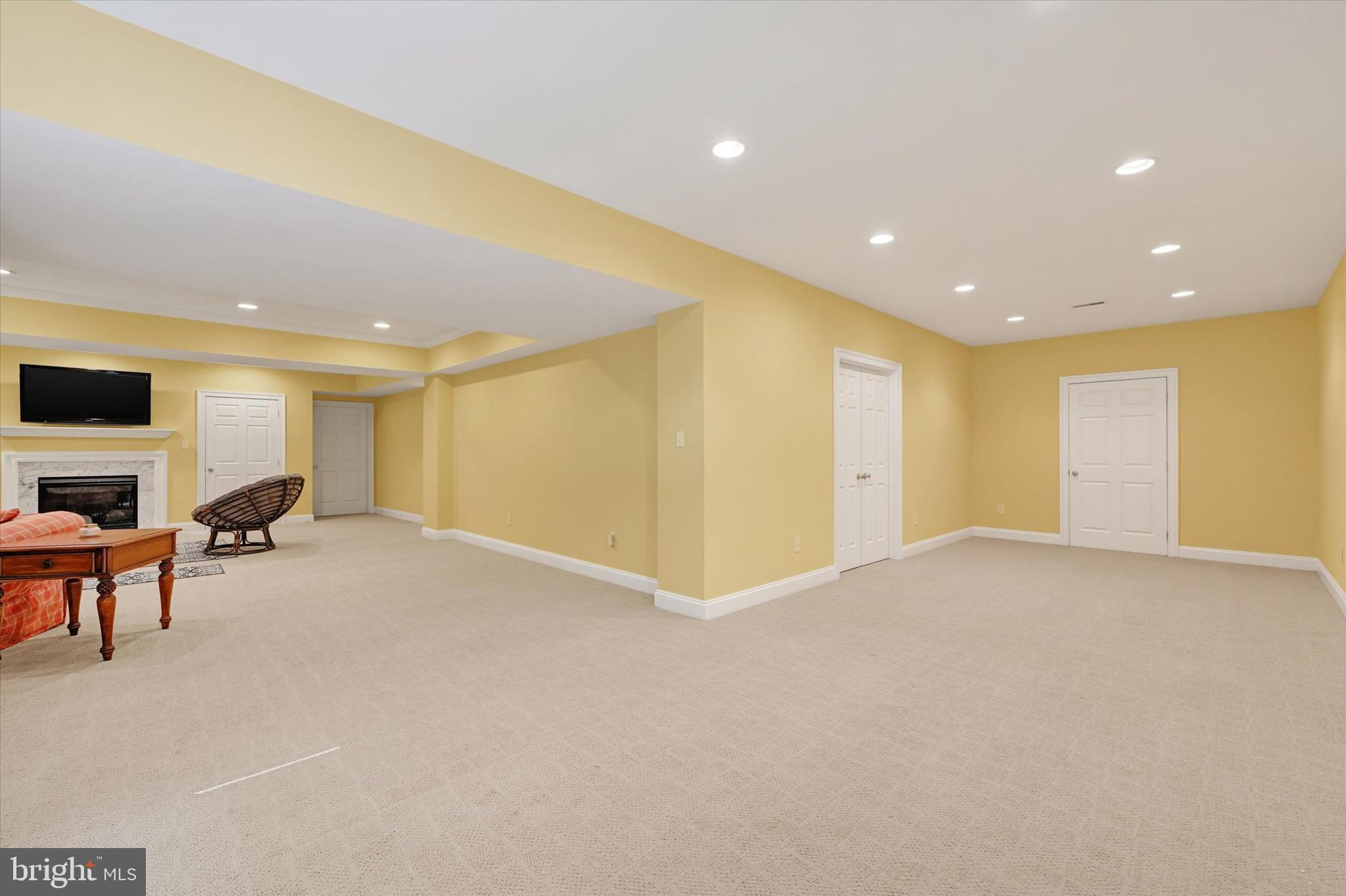 CROMWELL WOODS - Residential