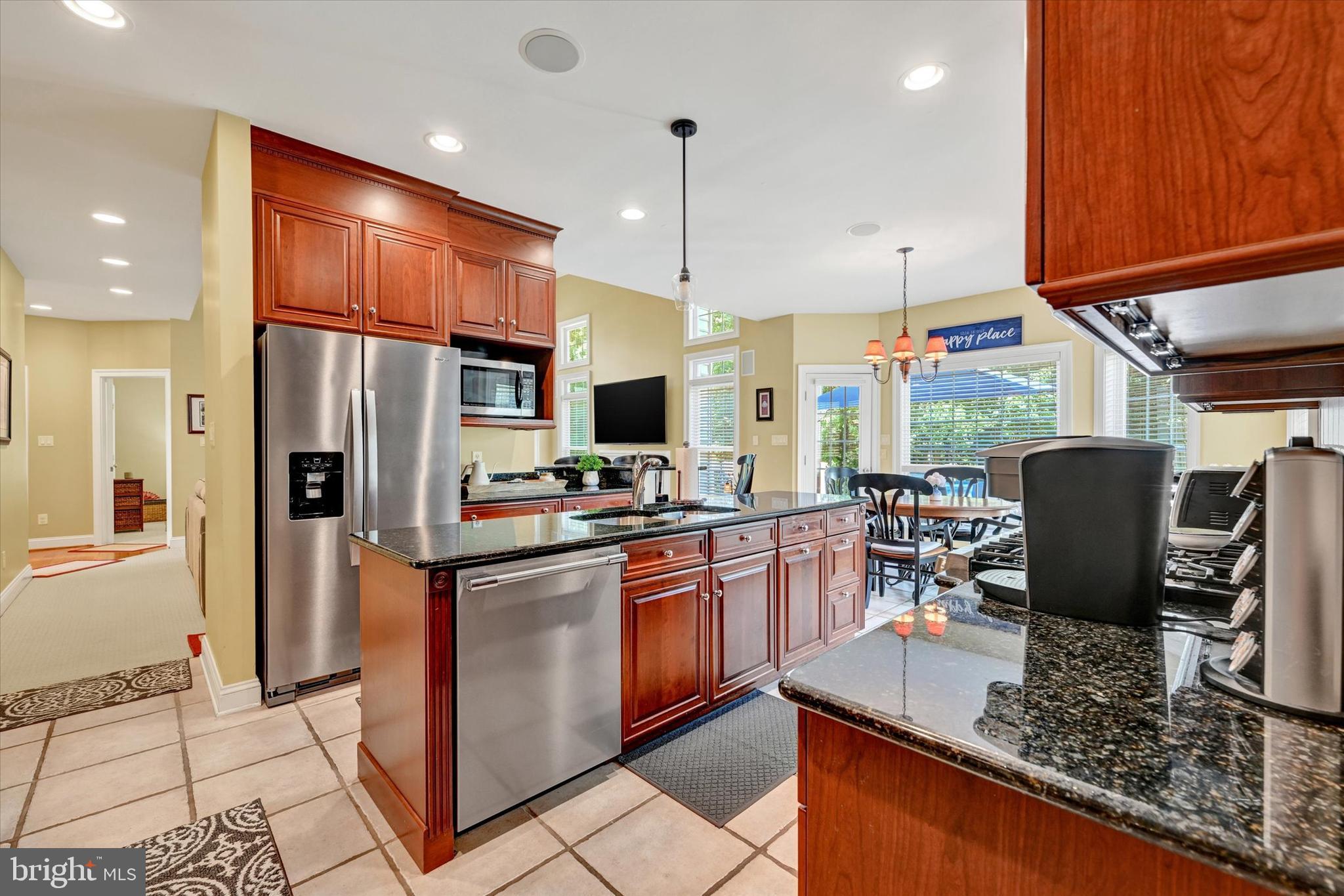 CROMWELL WOODS - Residential