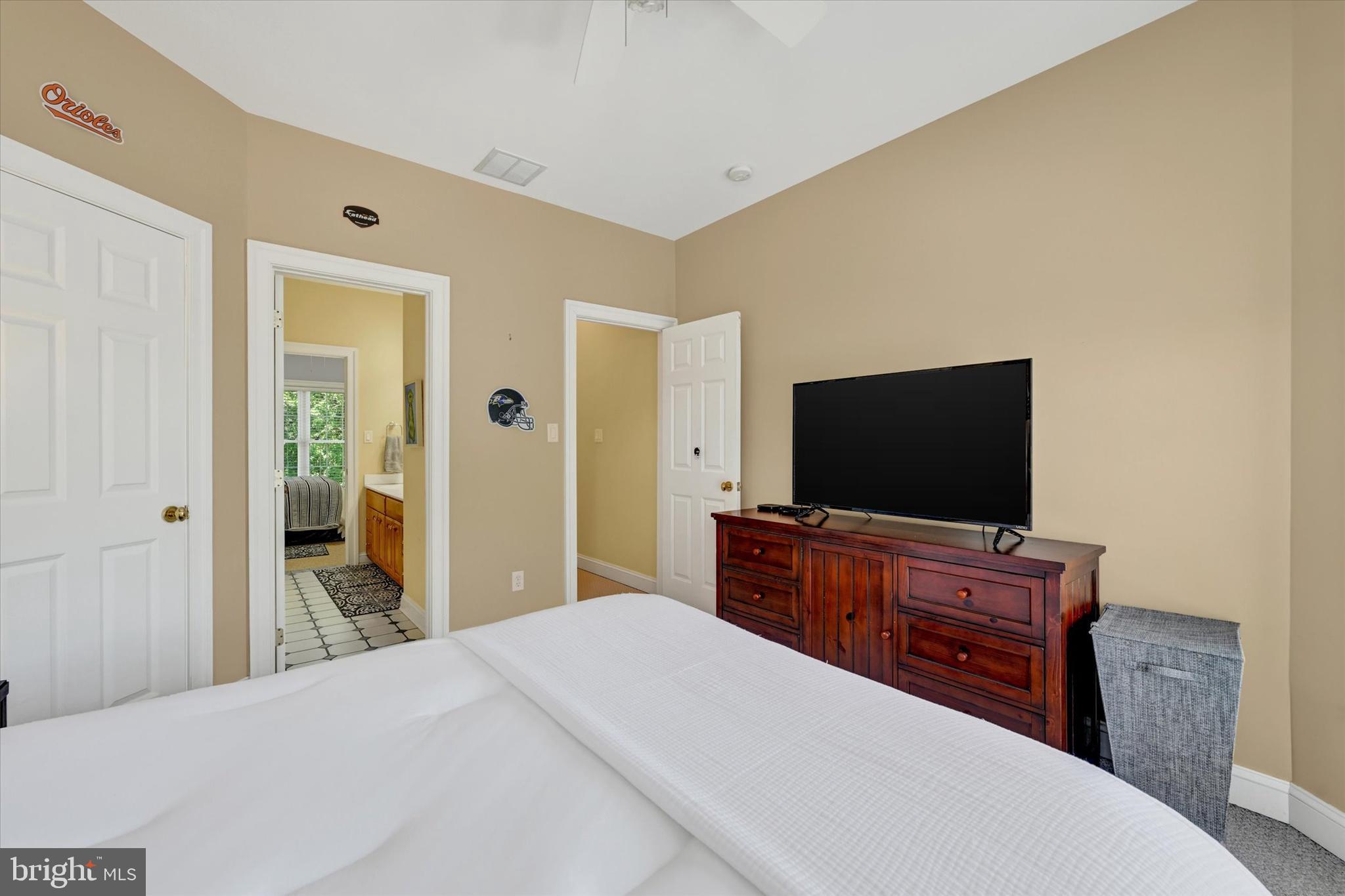 CROMWELL WOODS - Residential