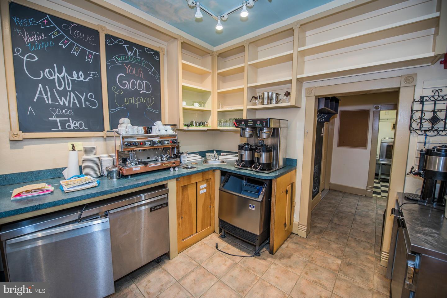BERKELEY SPRINGS - Commercial Sale