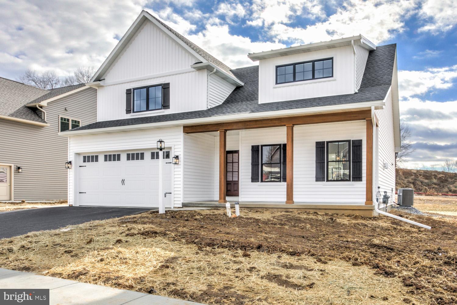 PARKSIDE AT LAMPETER - Residential