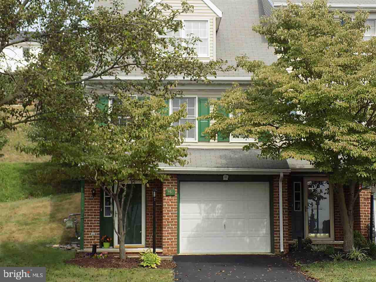 WOODMONT ESTATES - Residential