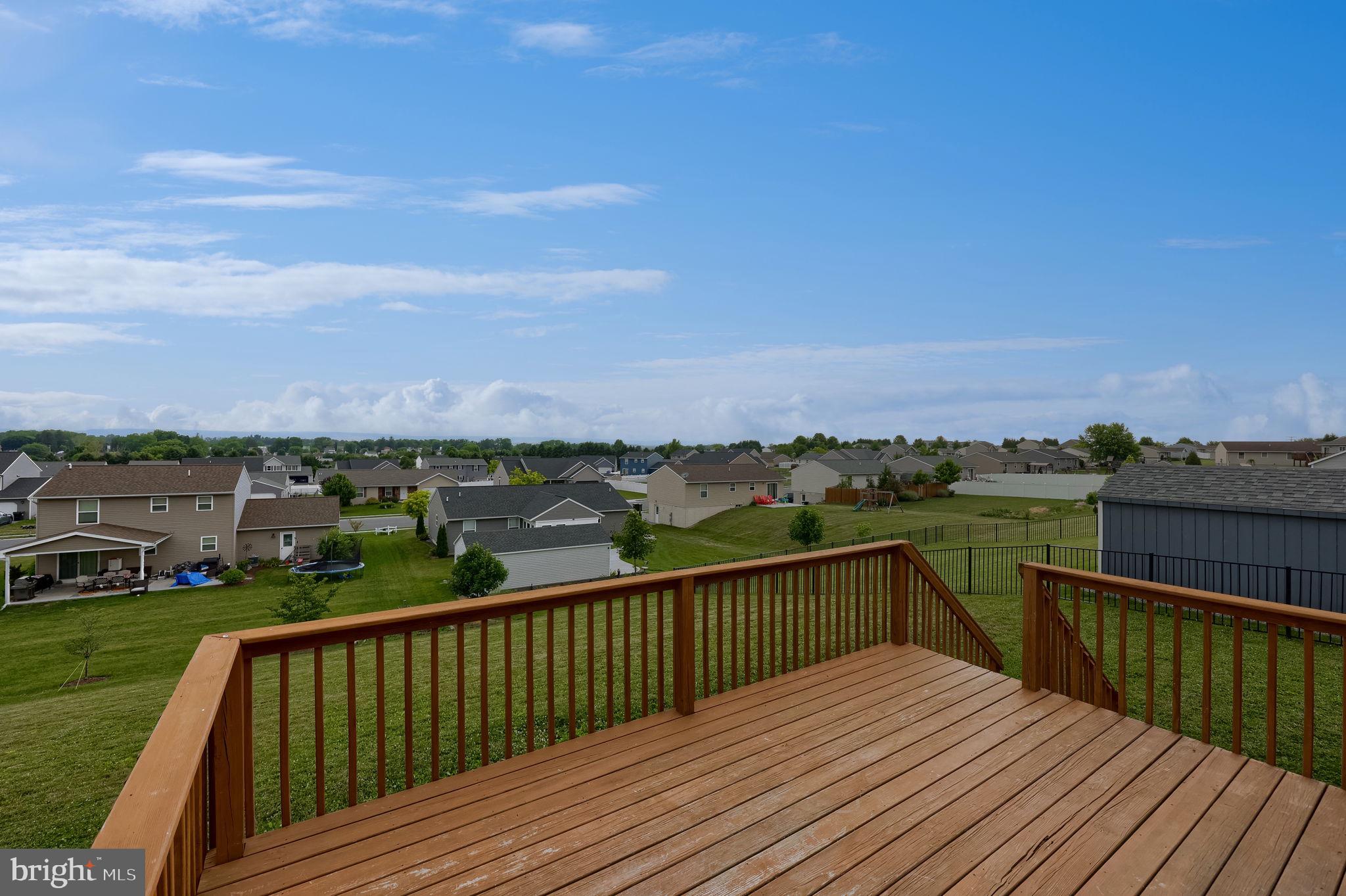 NEWBURG VILLAGE - Residential