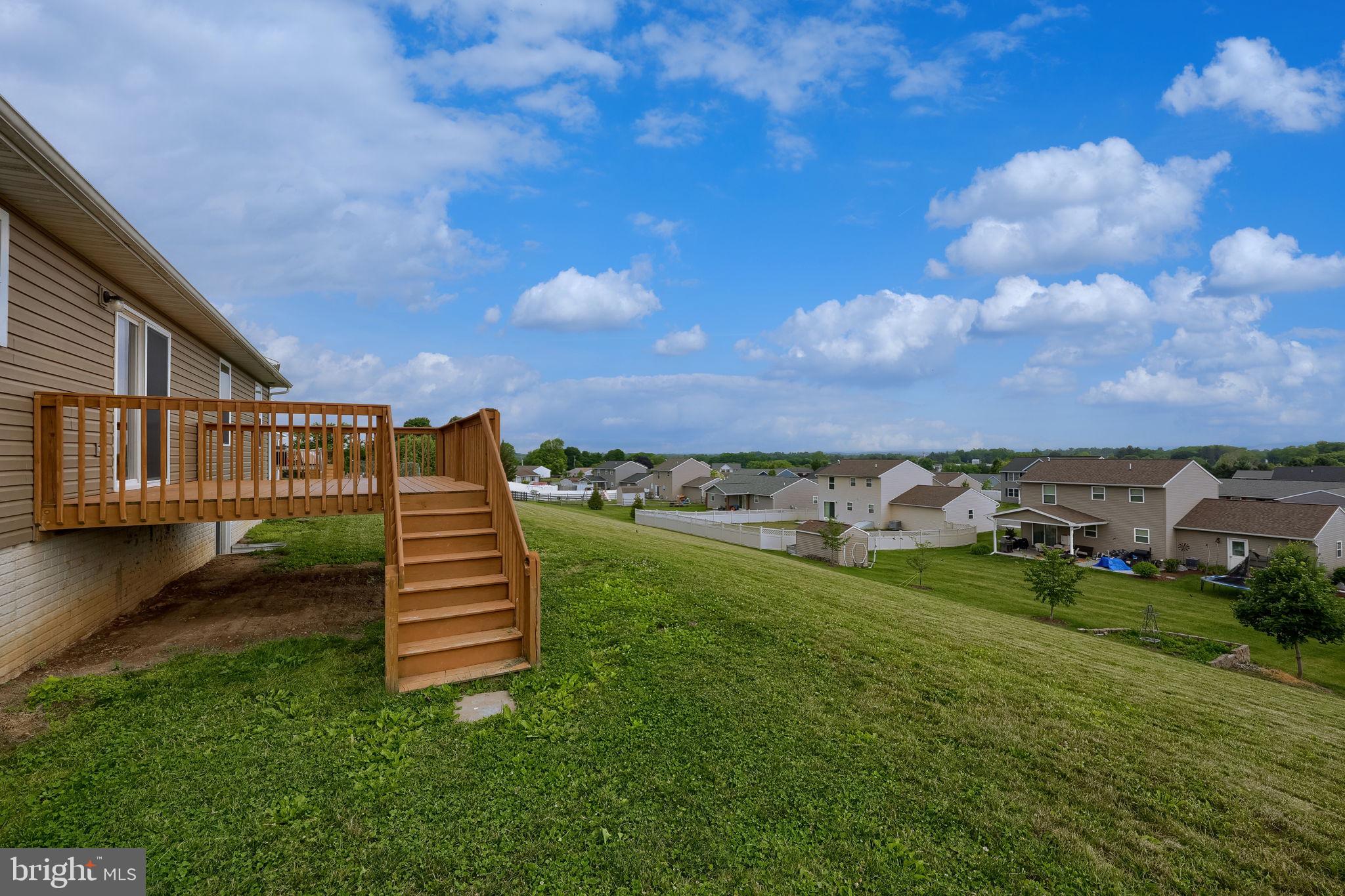 NEWBURG VILLAGE - Residential