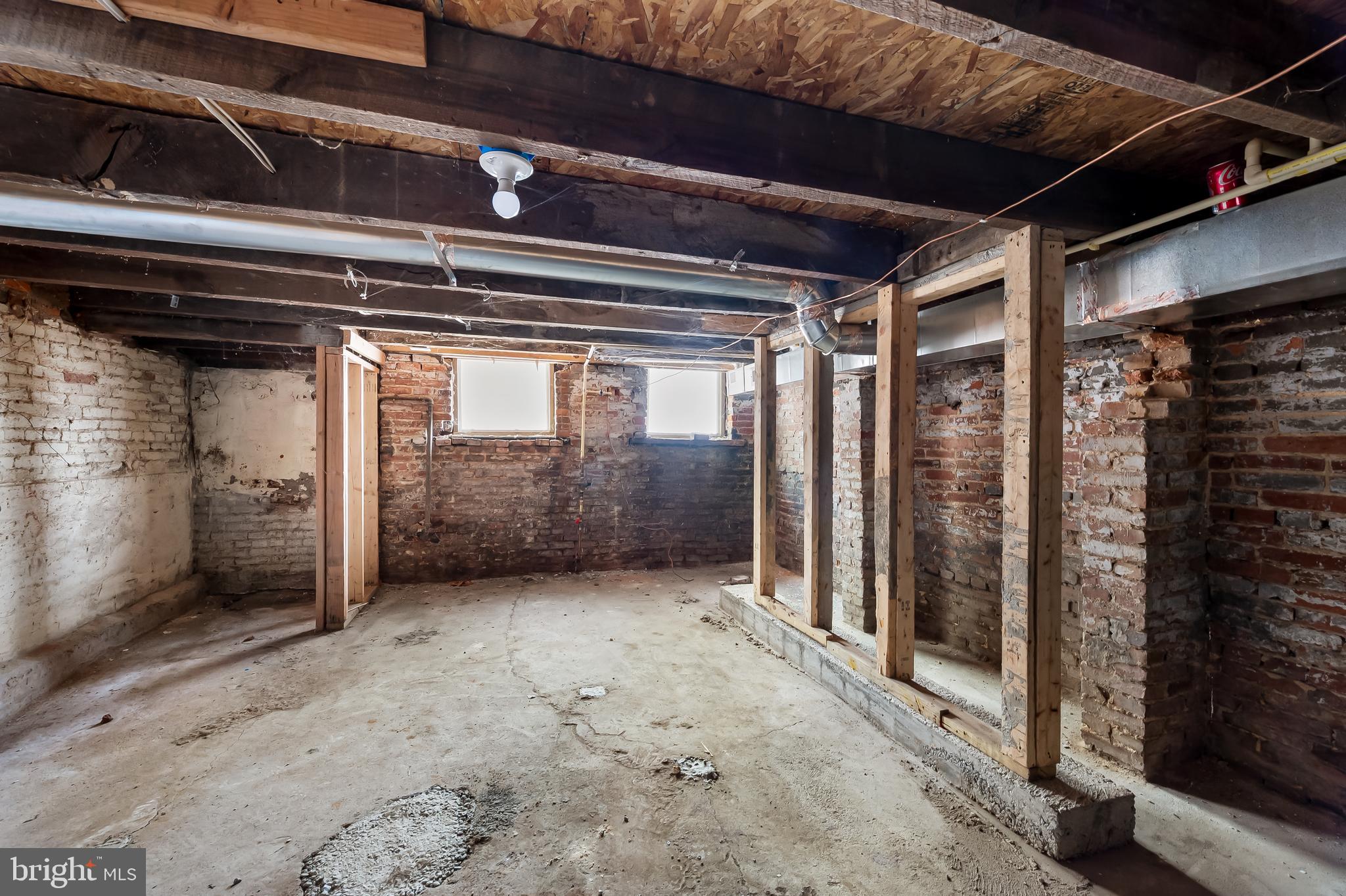 SANDTOWN-WINCHESTER - Residential