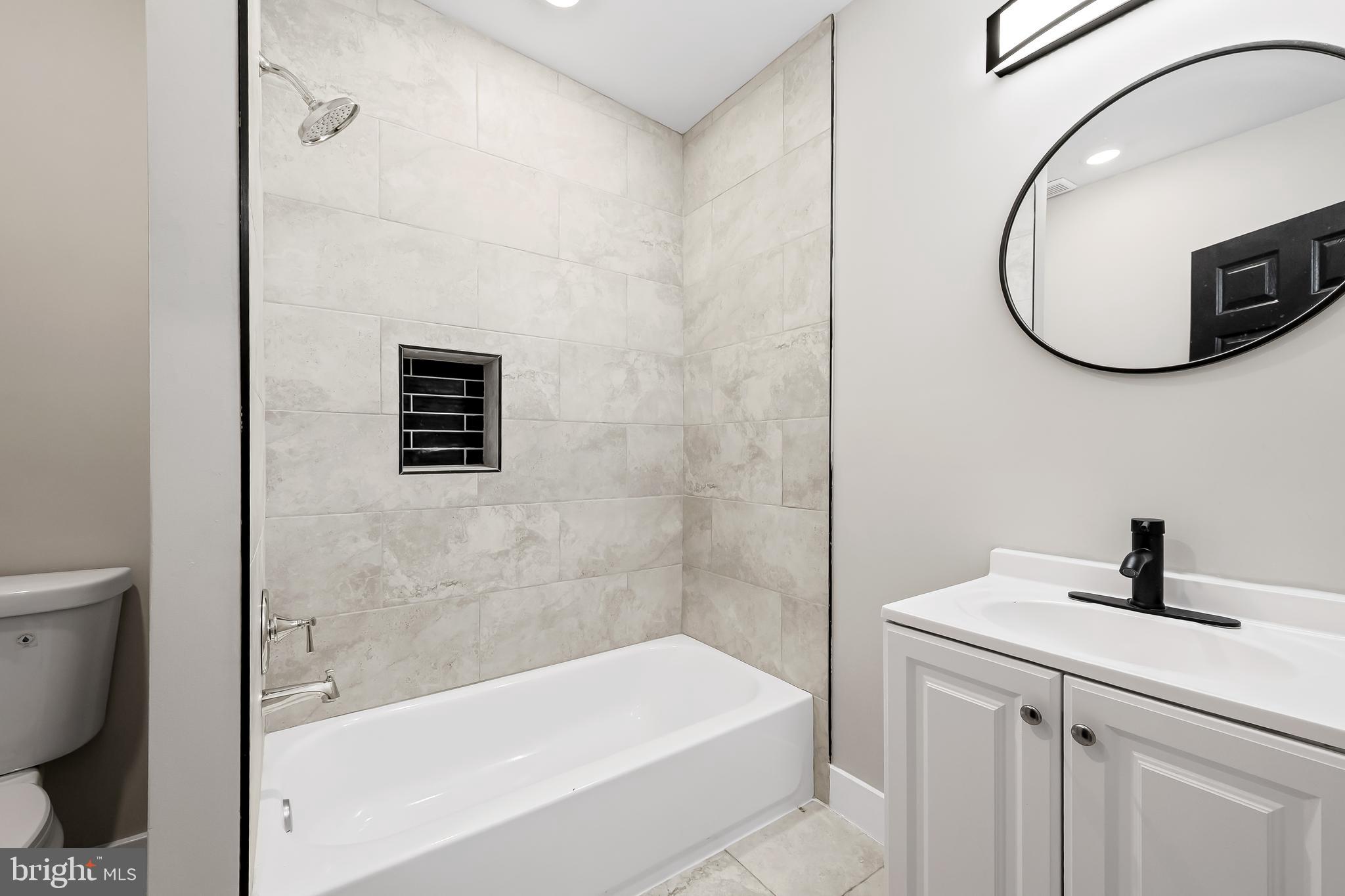 SANDTOWN-WINCHESTER - Residential