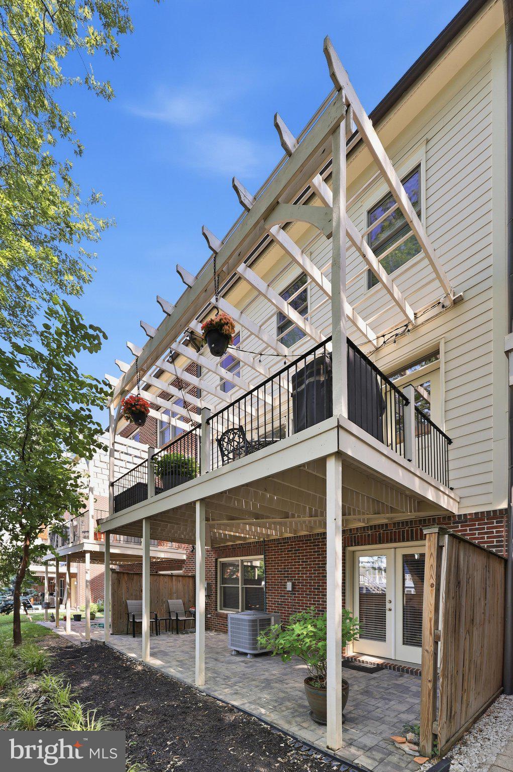MAXWELL SQUARE - Residential