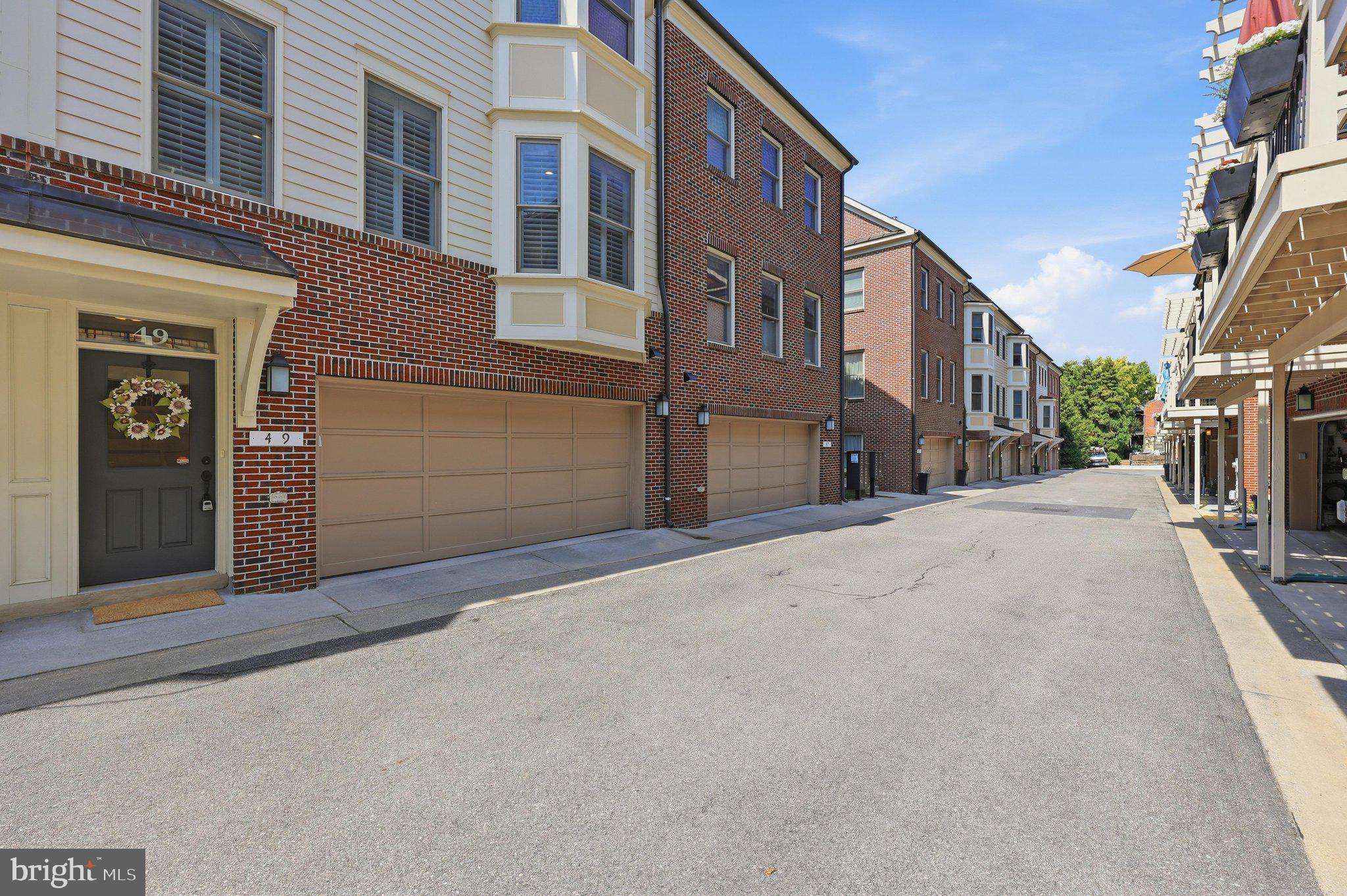 MAXWELL SQUARE - Residential