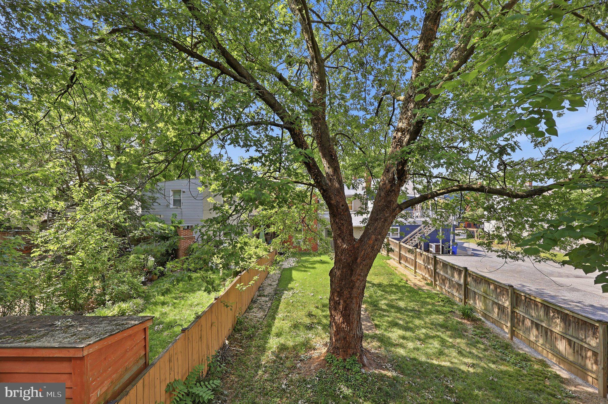 MAXWELL SQUARE - Residential