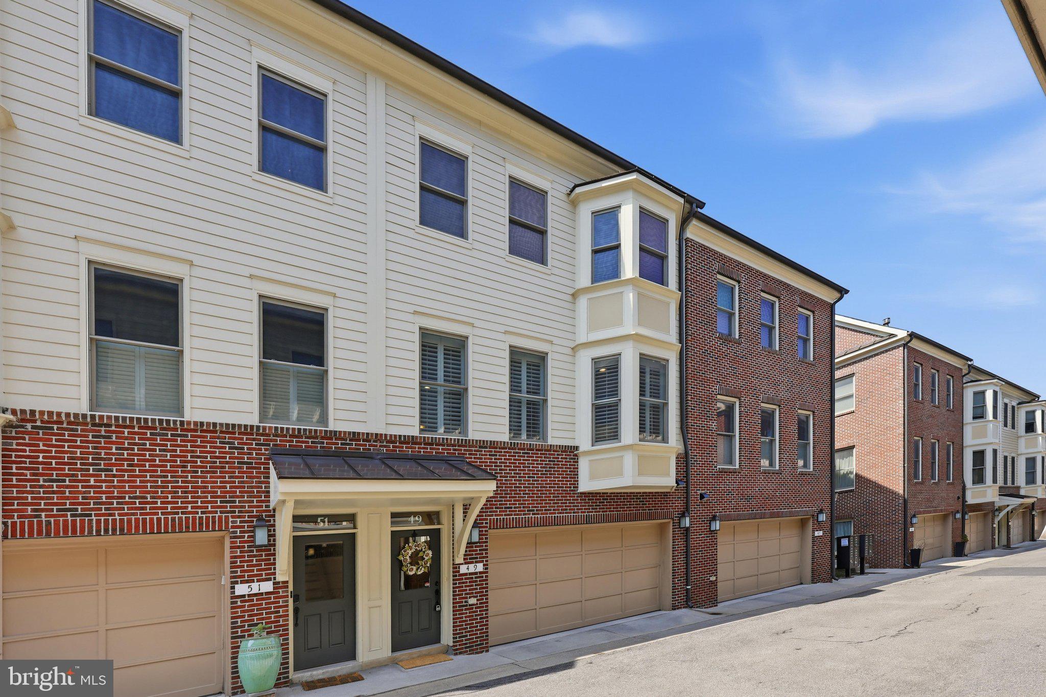 MAXWELL SQUARE - Residential