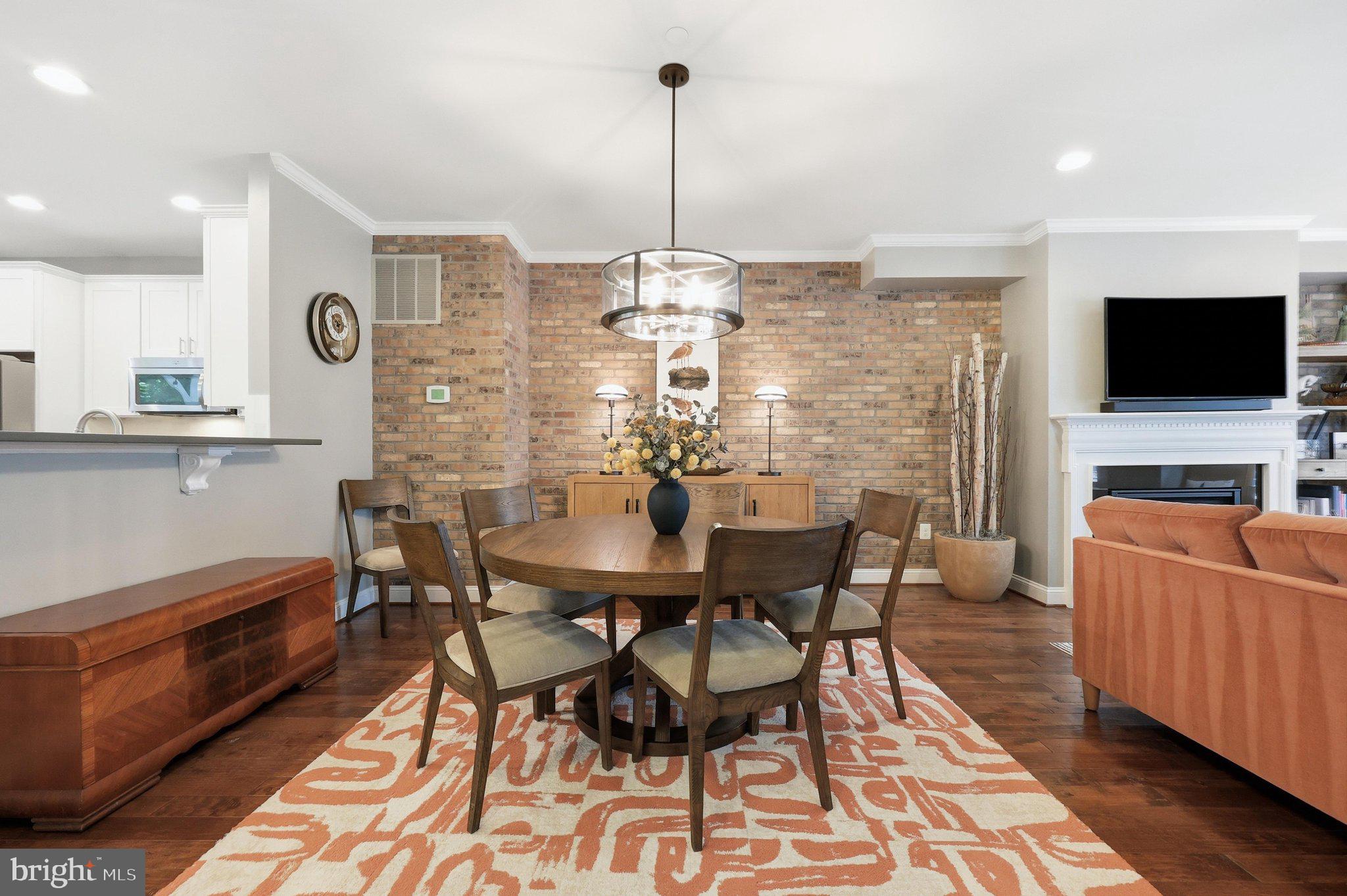 MAXWELL SQUARE - Residential