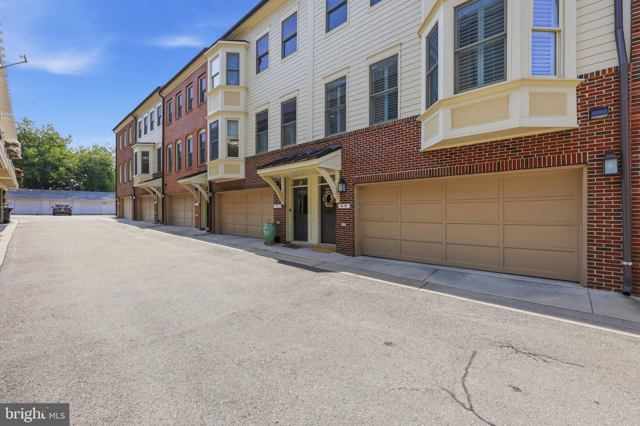 MAXWELL SQUARE - Residential