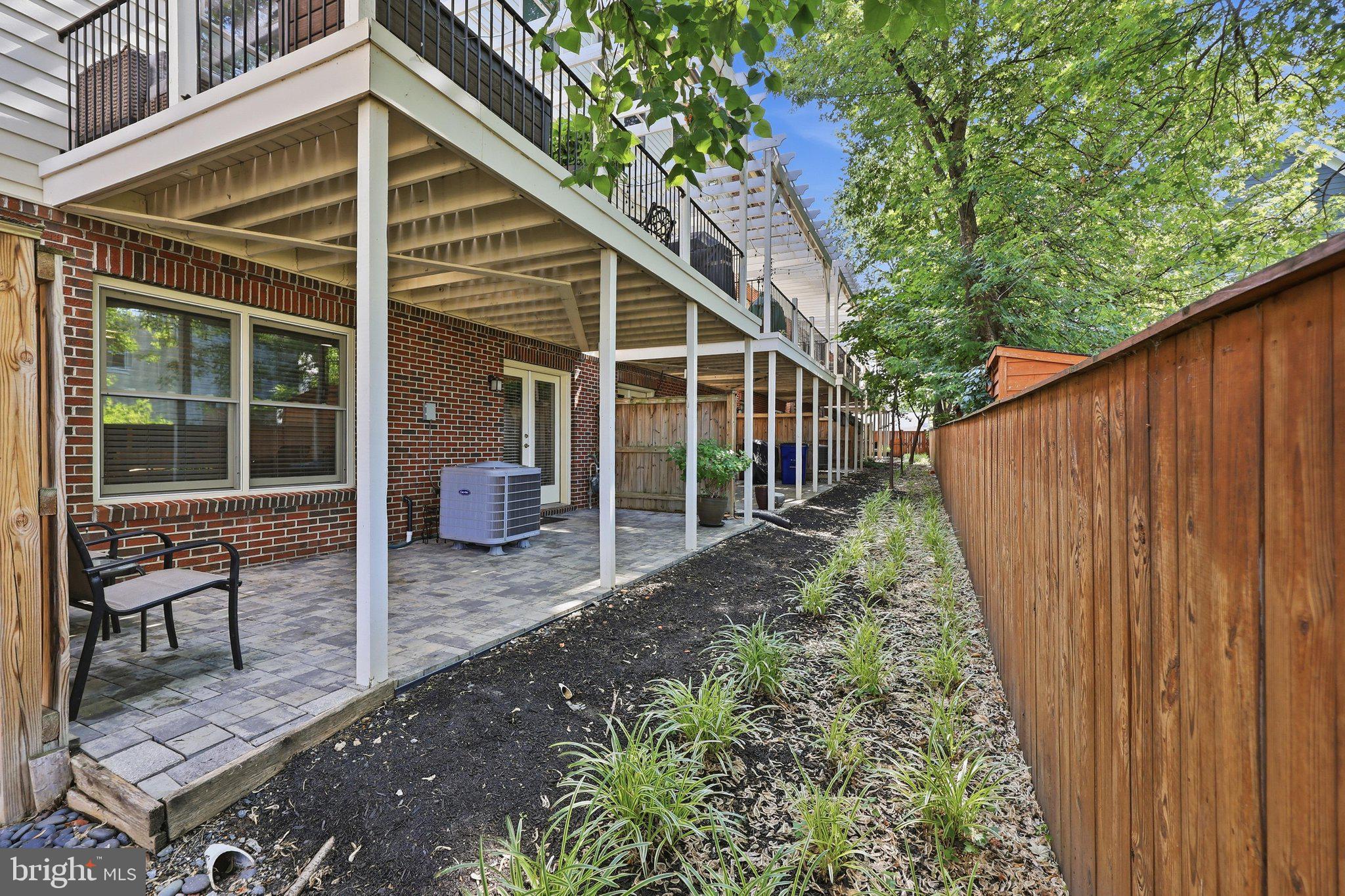 MAXWELL SQUARE - Residential