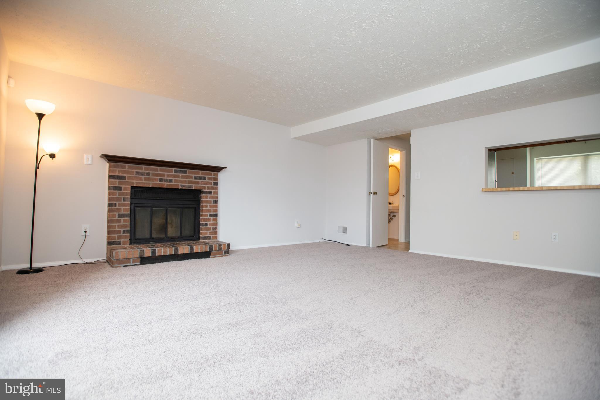 AMBER MEADOWS - Residential
