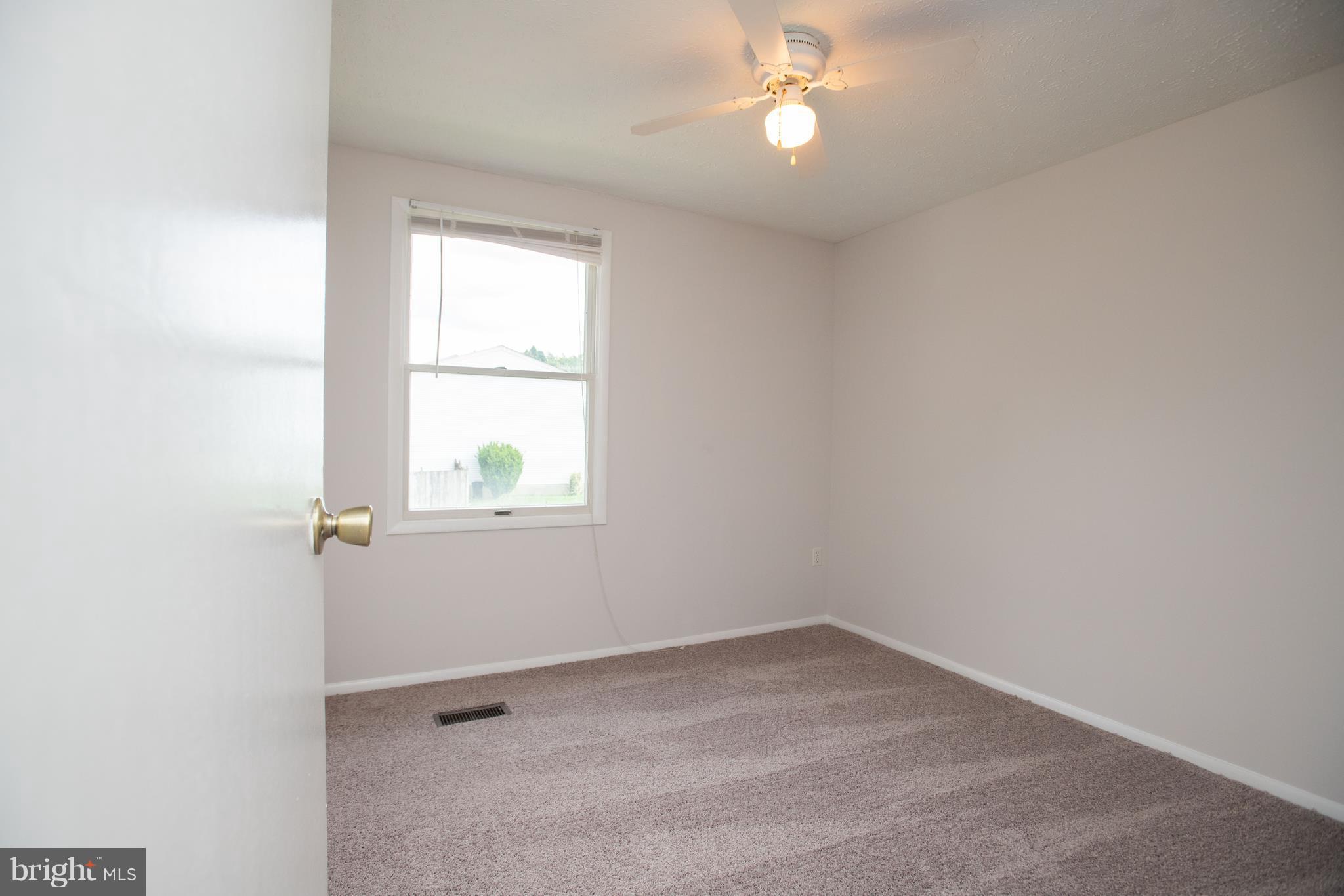 AMBER MEADOWS - Residential