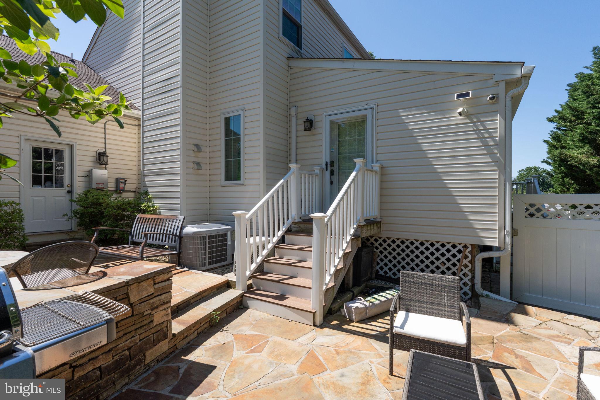 WILLIAMS KNOLL - Residential