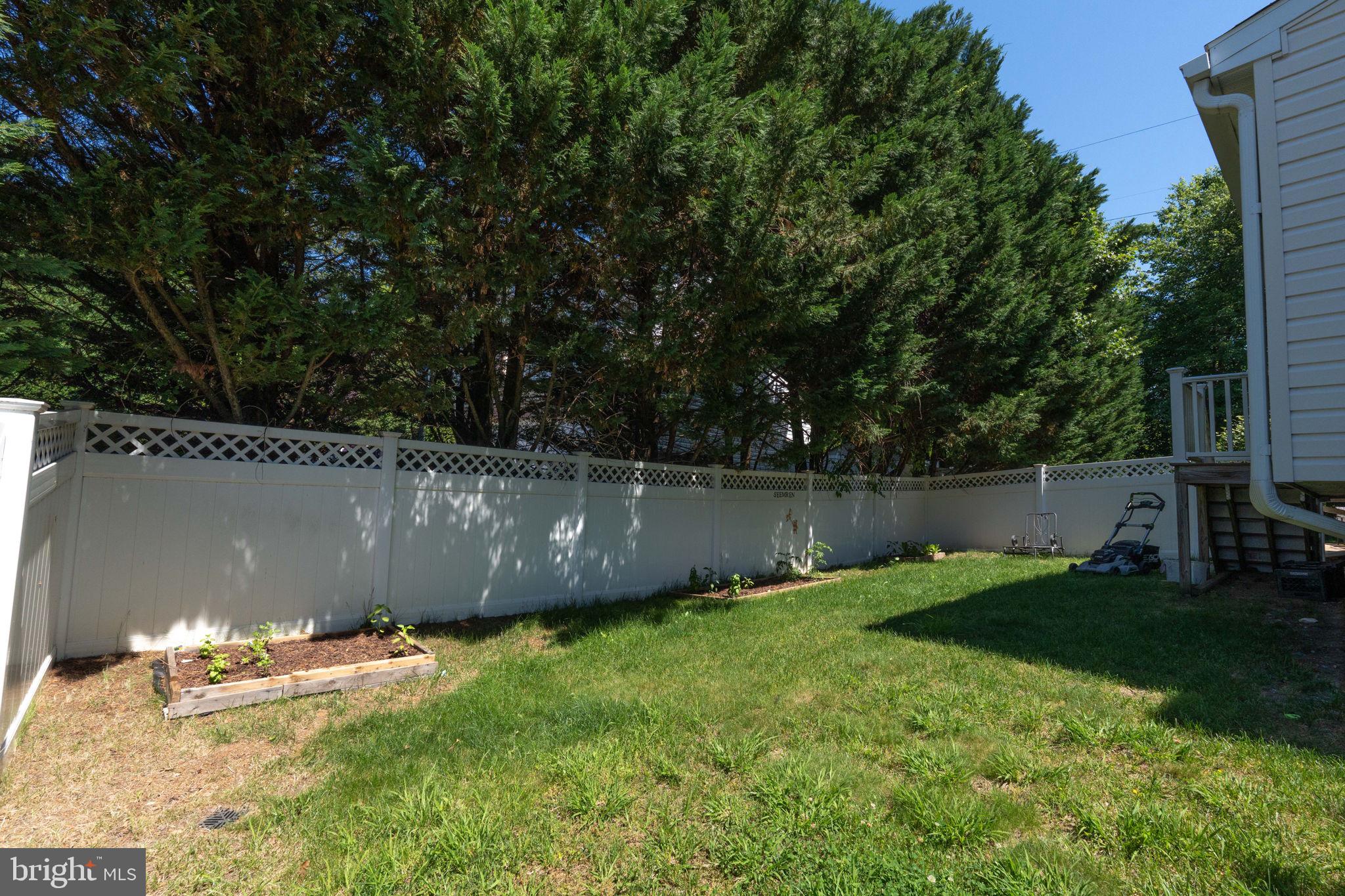 WILLIAMS KNOLL - Residential