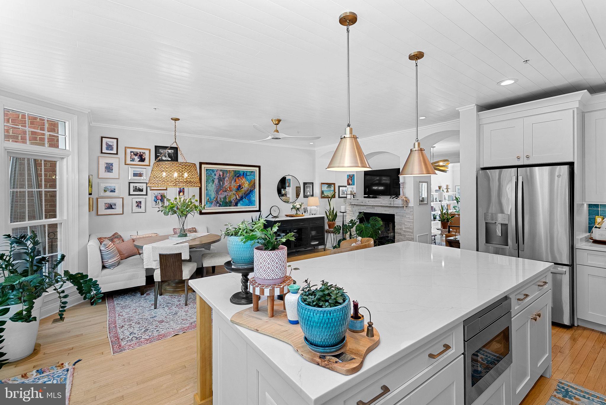 RIVER CREEK - Residential