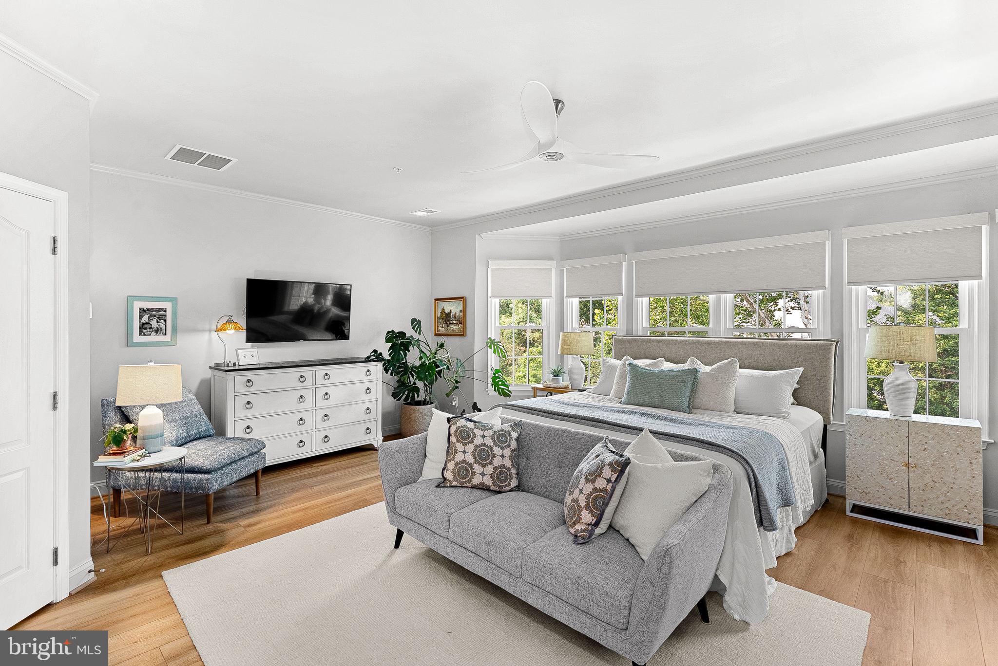 RIVER CREEK - Residential