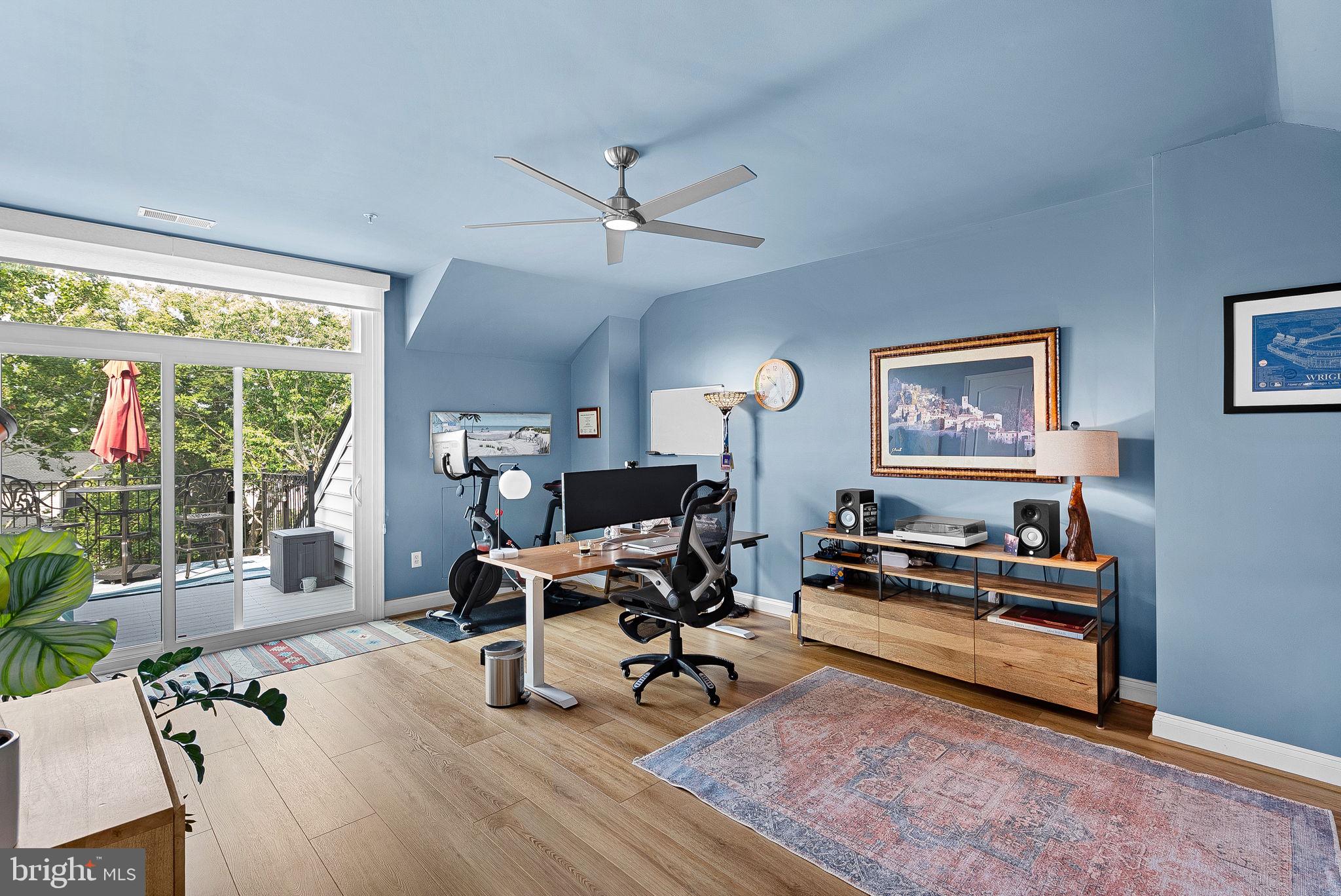 RIVER CREEK - Residential