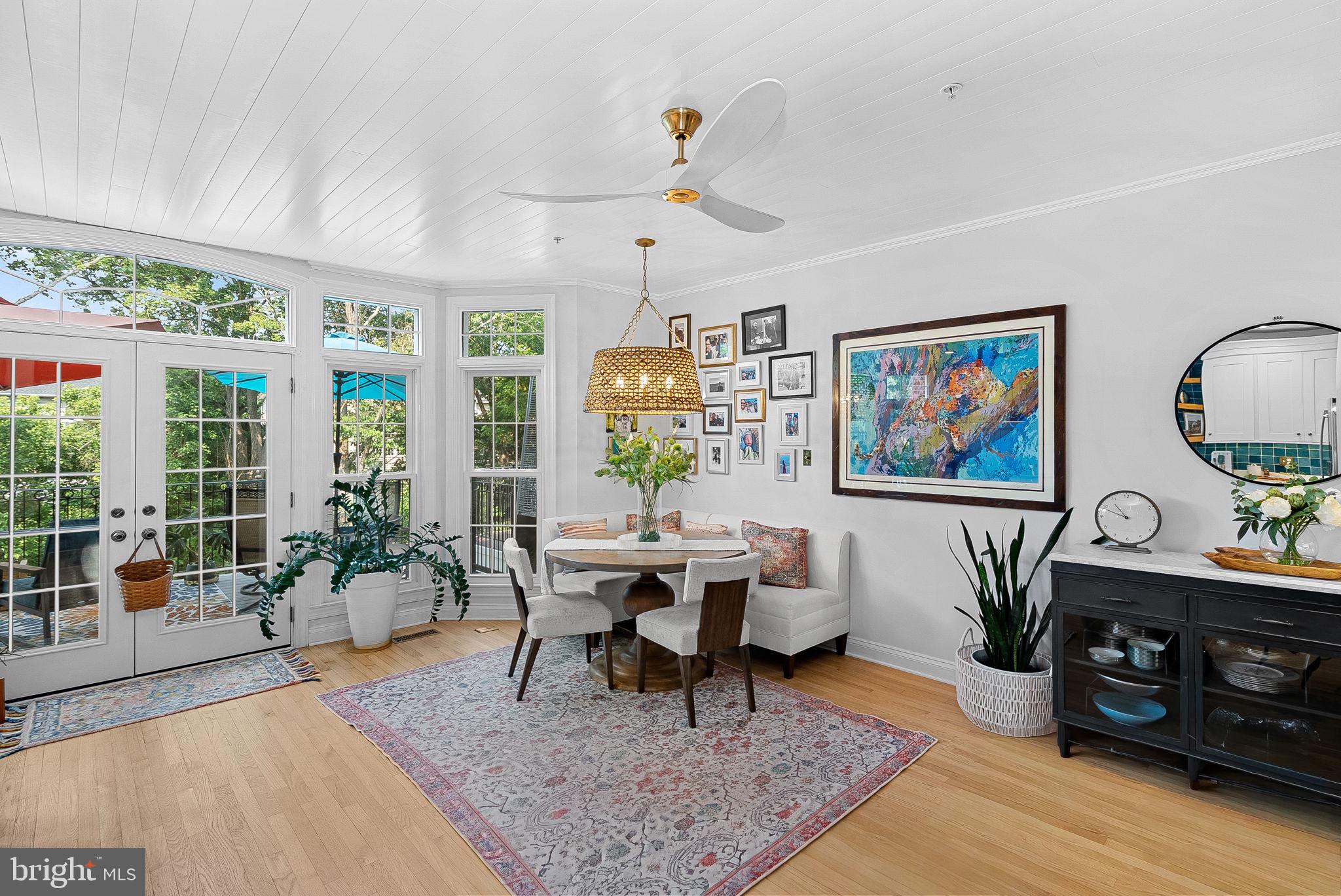 RIVER CREEK - Residential