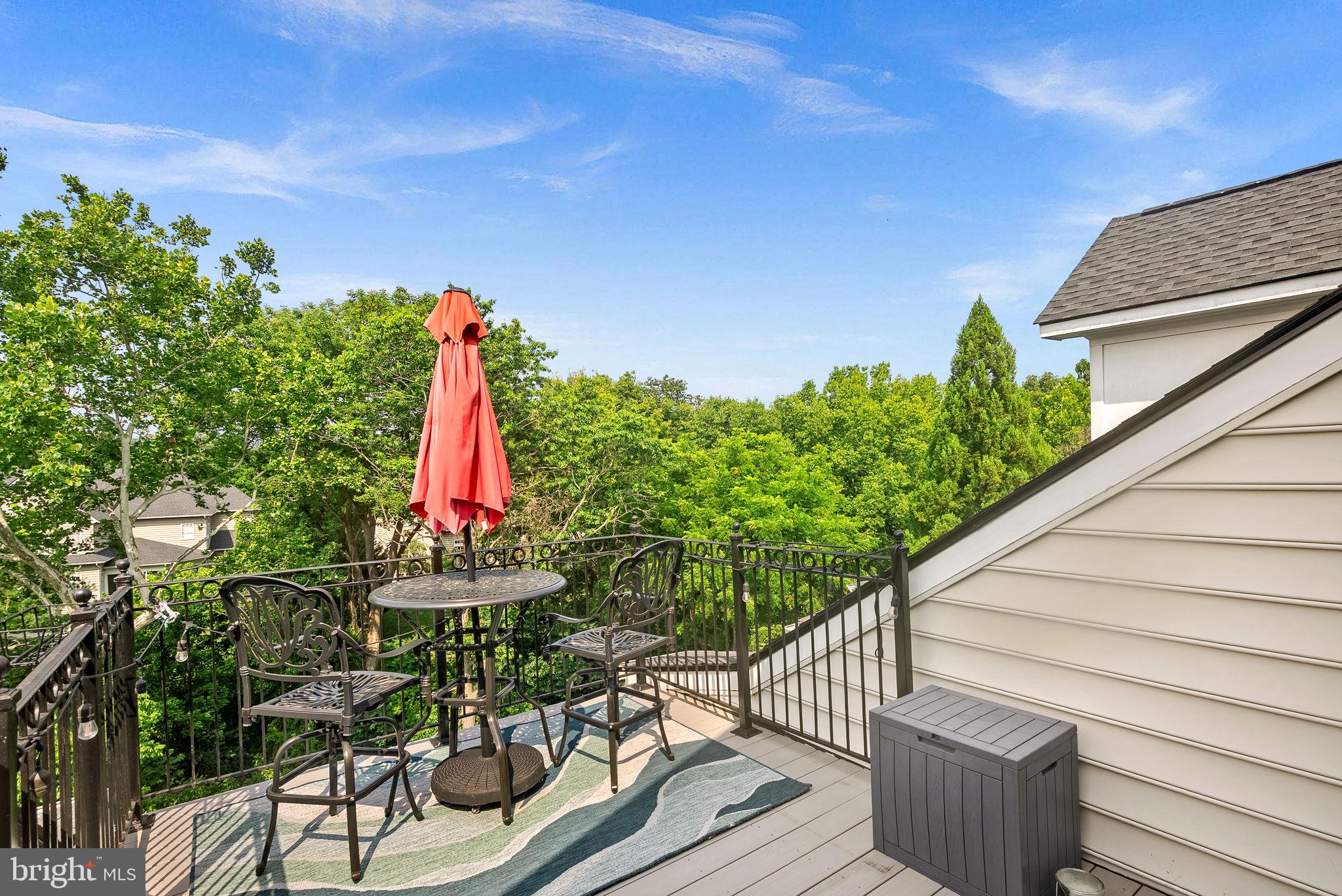 RIVER CREEK - Residential