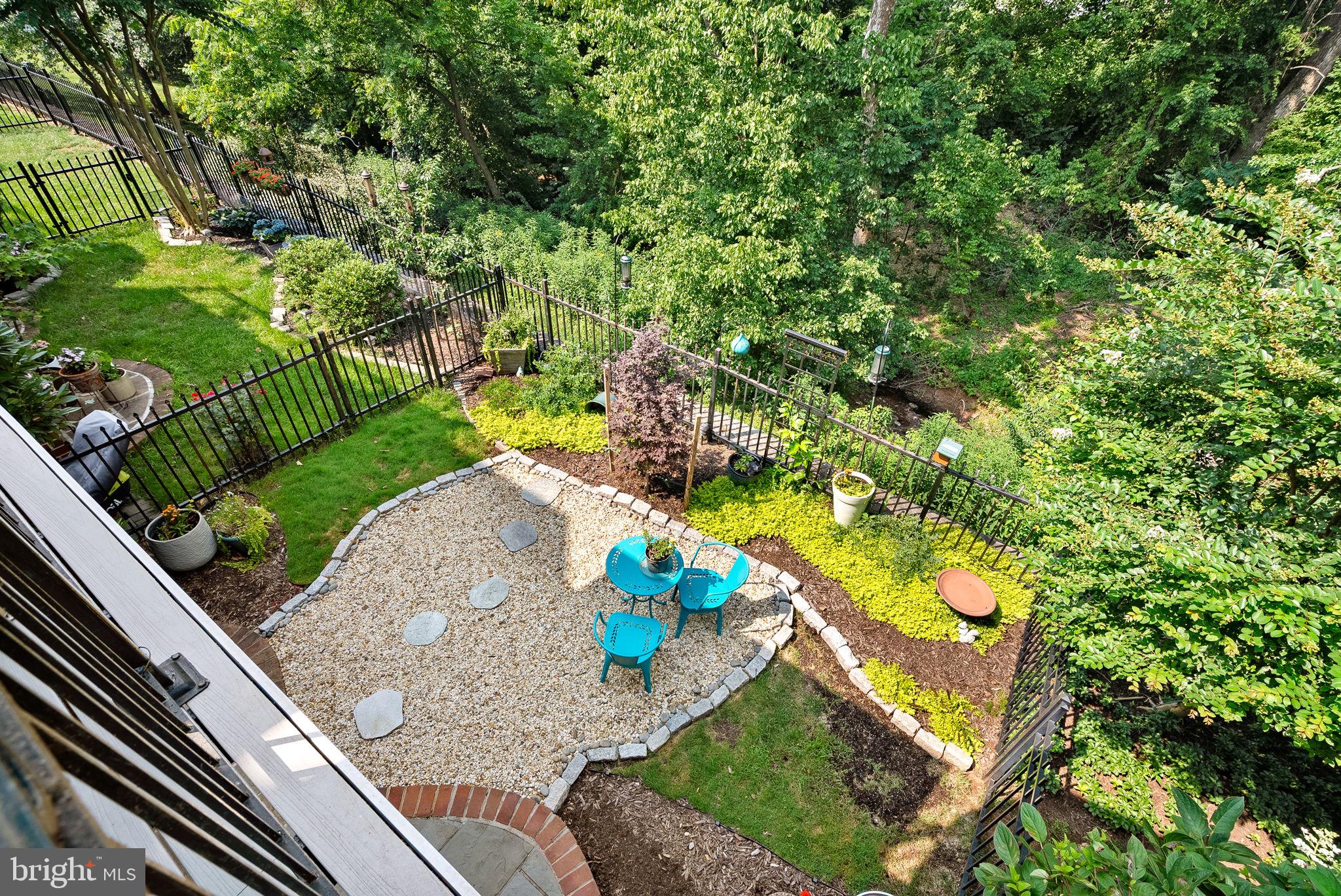 RIVER CREEK - Residential