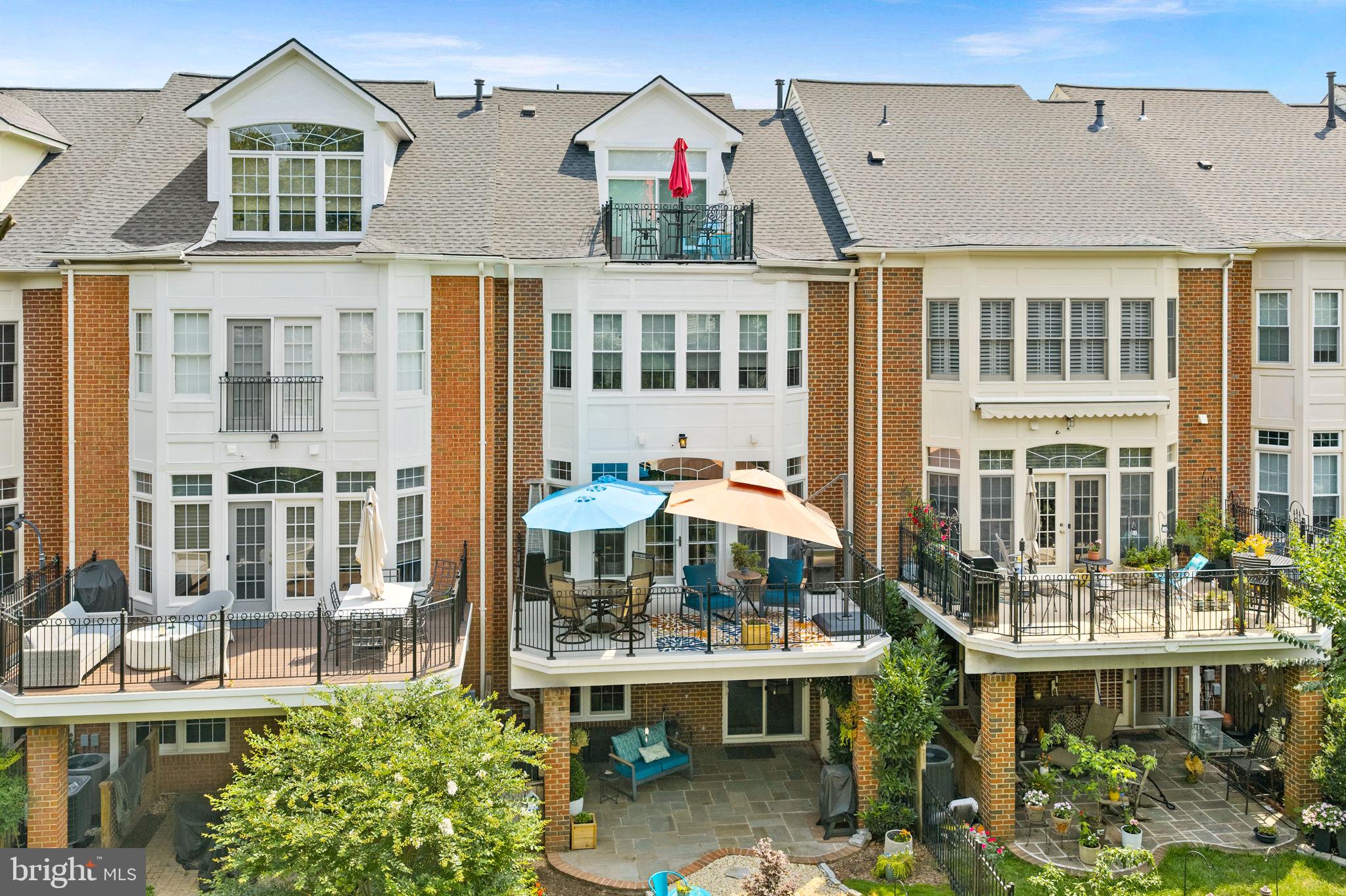 RIVER CREEK - Residential