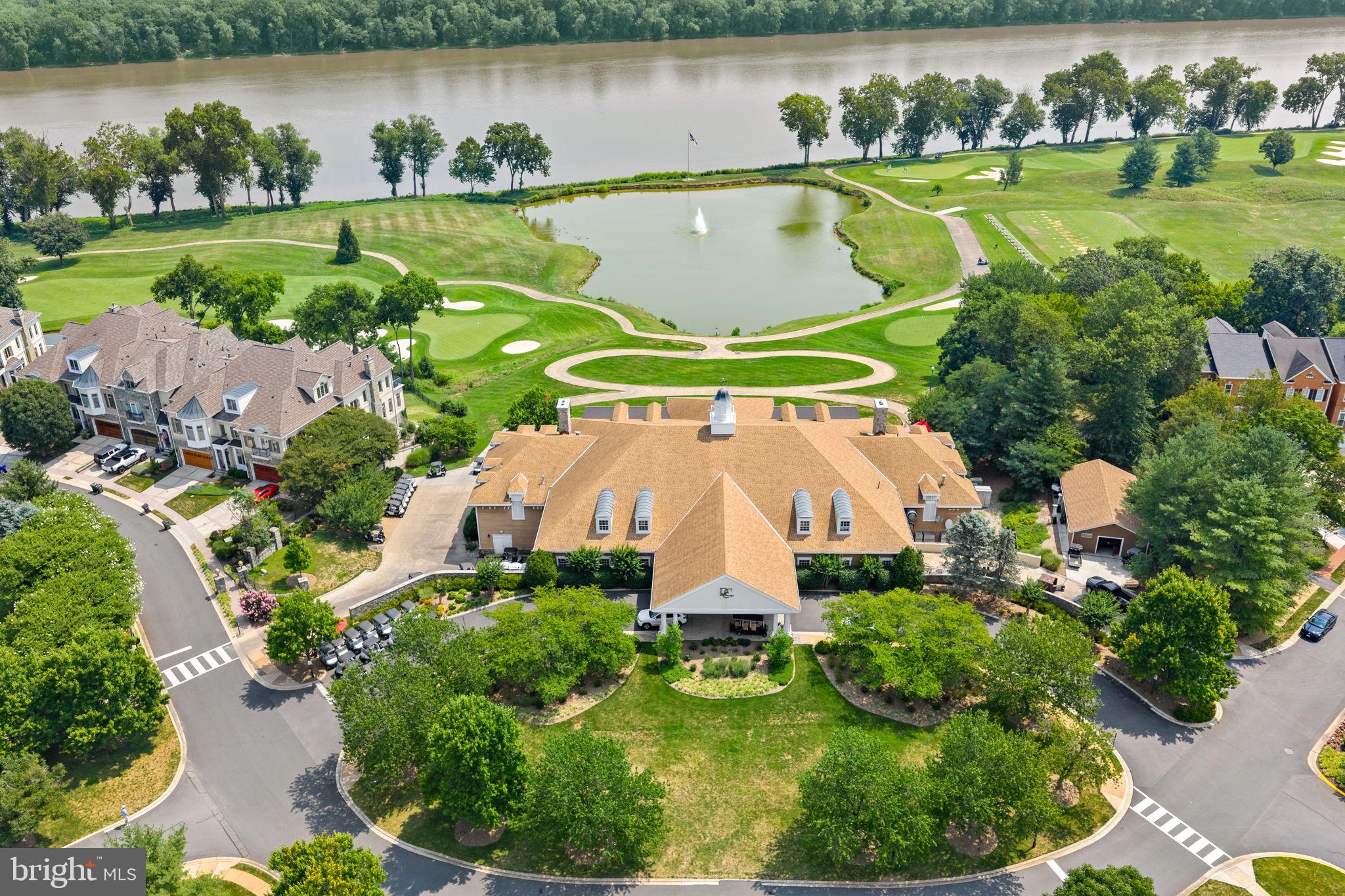 RIVER CREEK - Residential