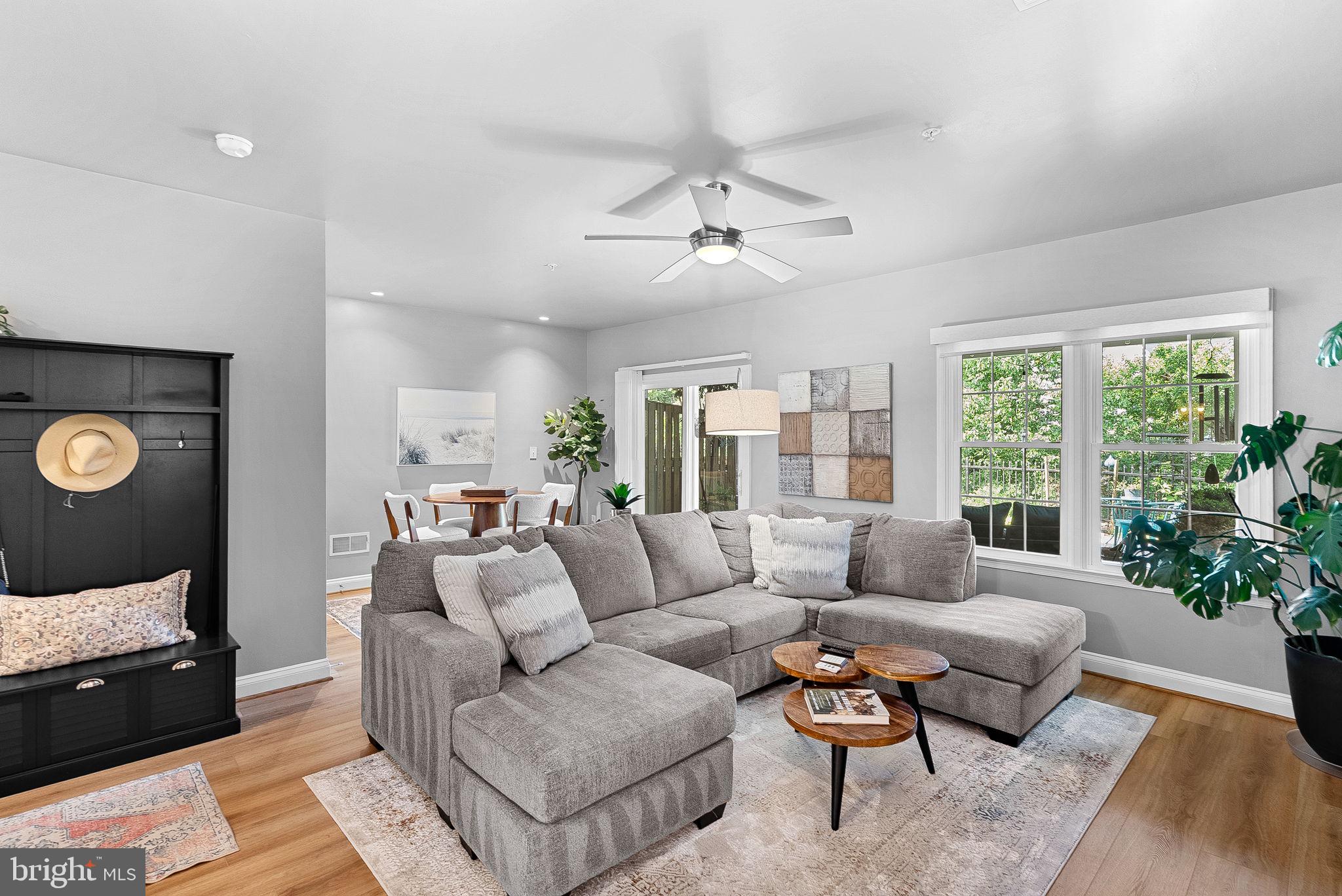 RIVER CREEK - Residential