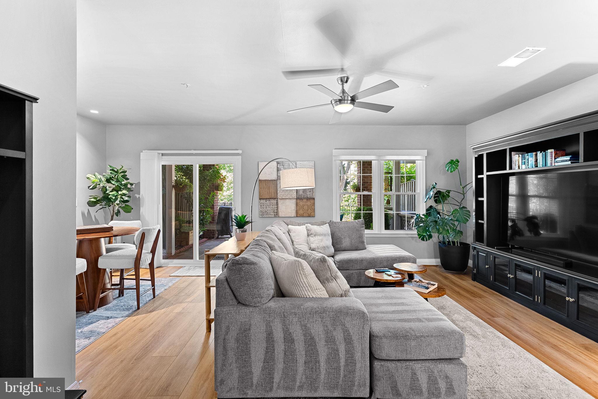 RIVER CREEK - Residential