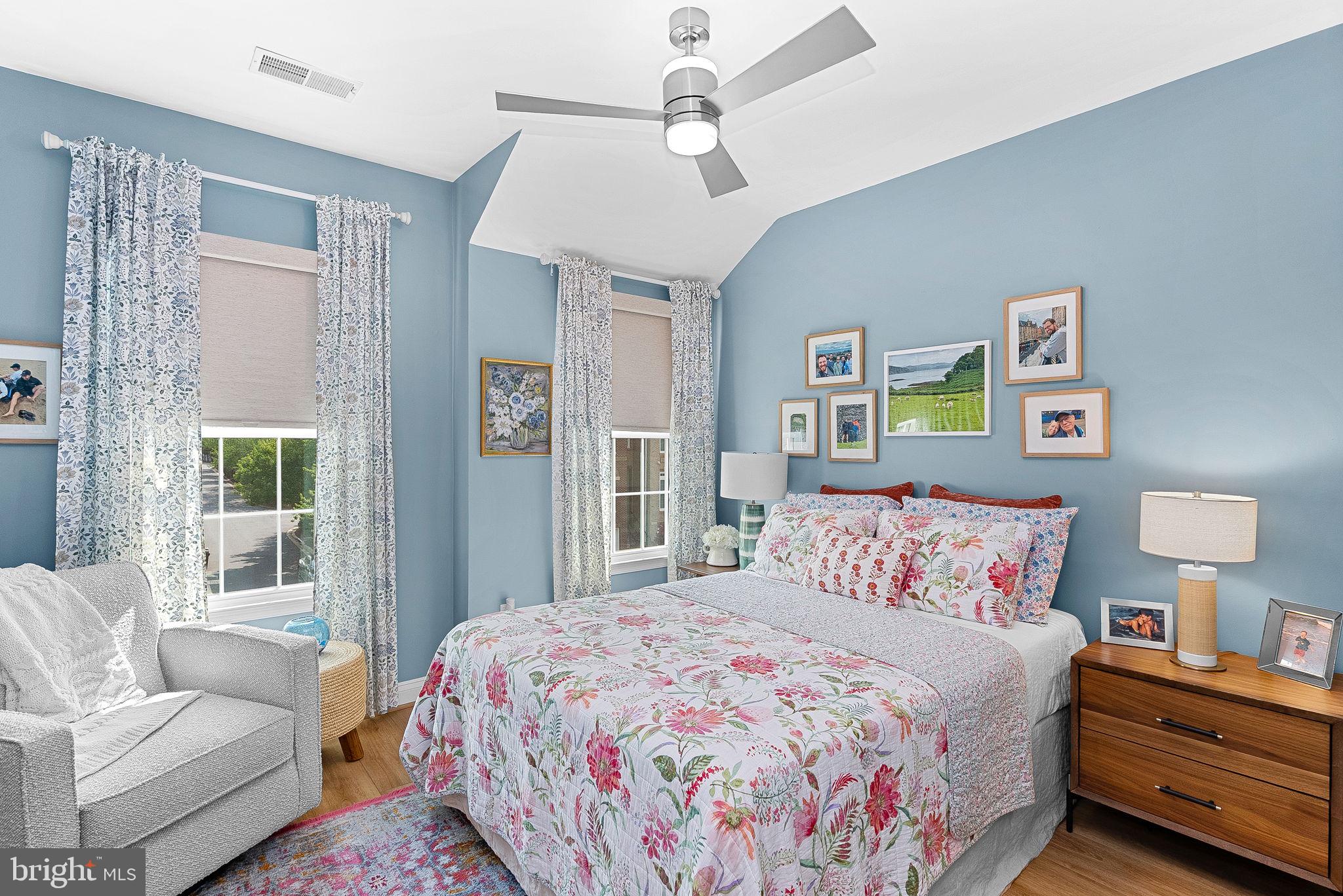 RIVER CREEK - Residential