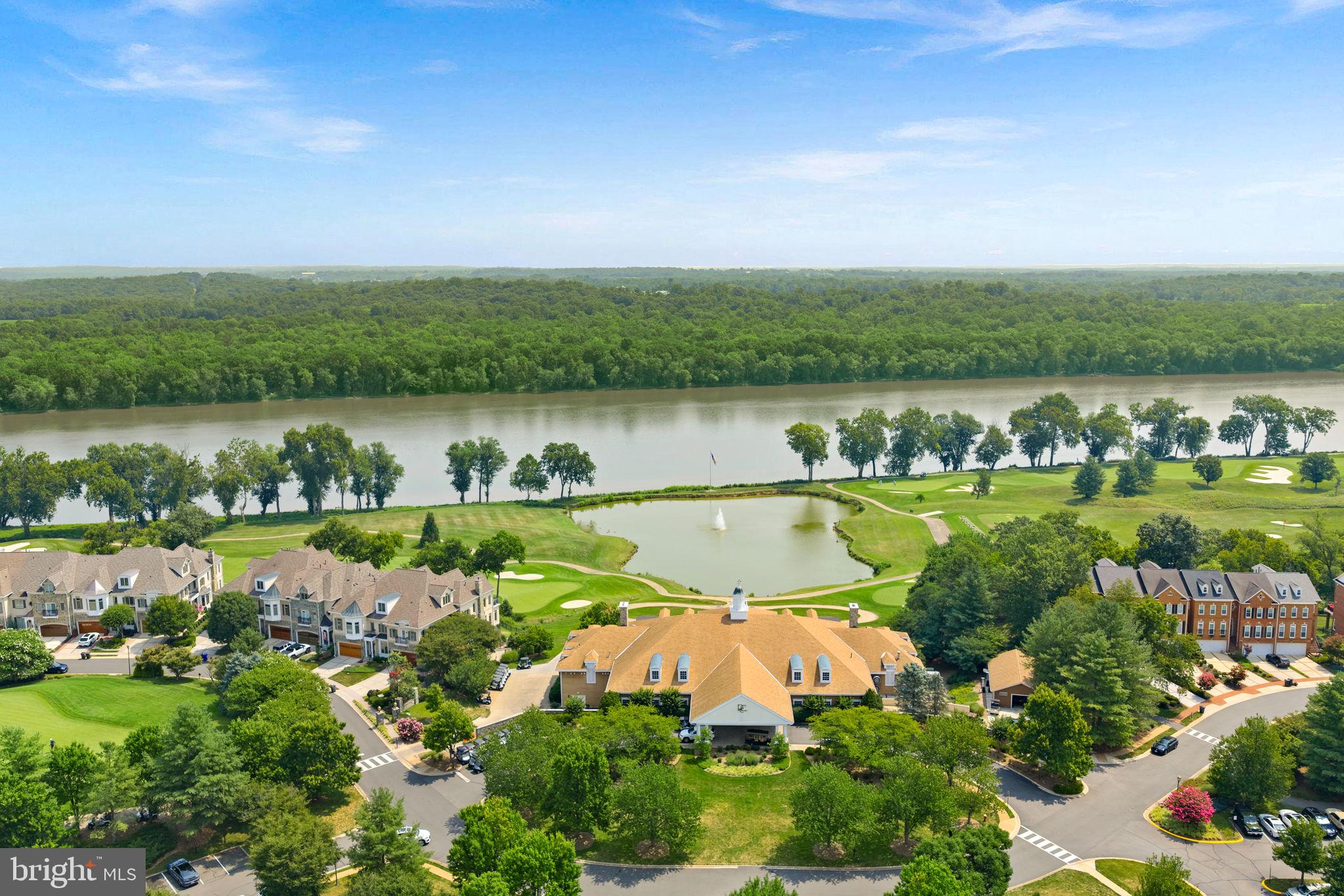 RIVER CREEK - Residential