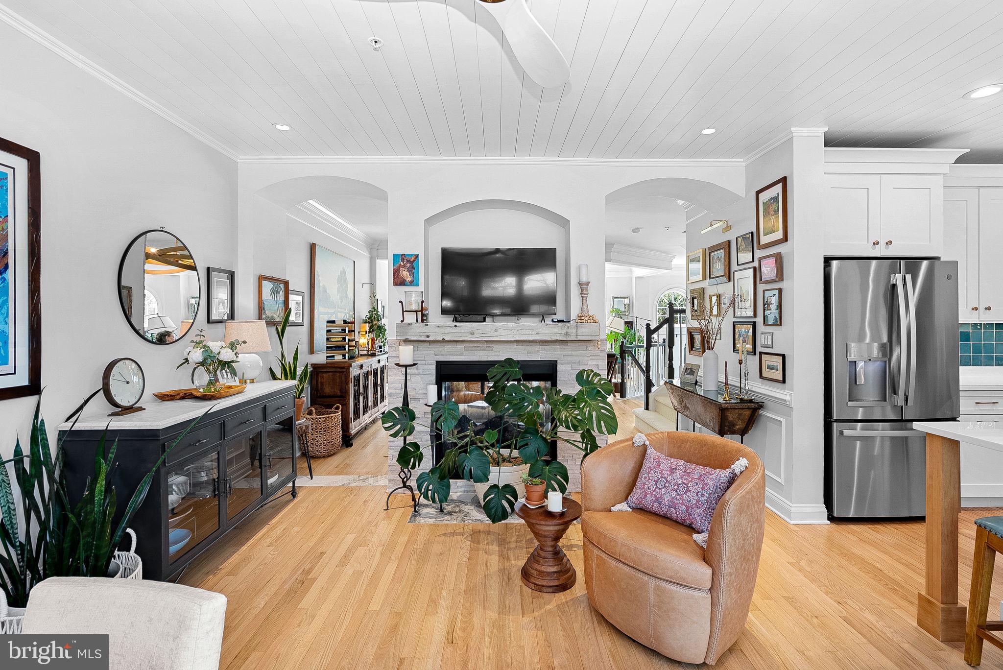 RIVER CREEK - Residential