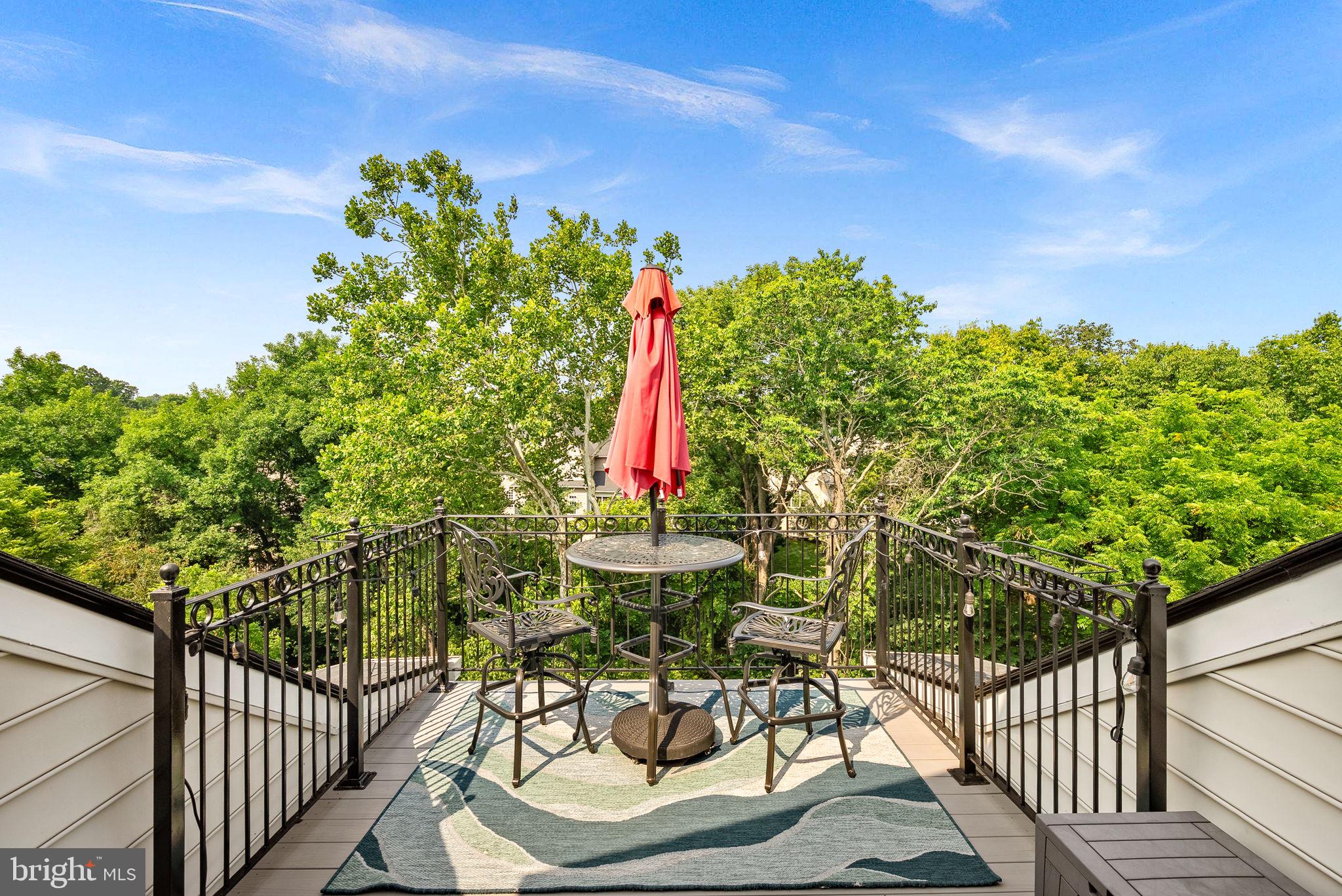 RIVER CREEK - Residential