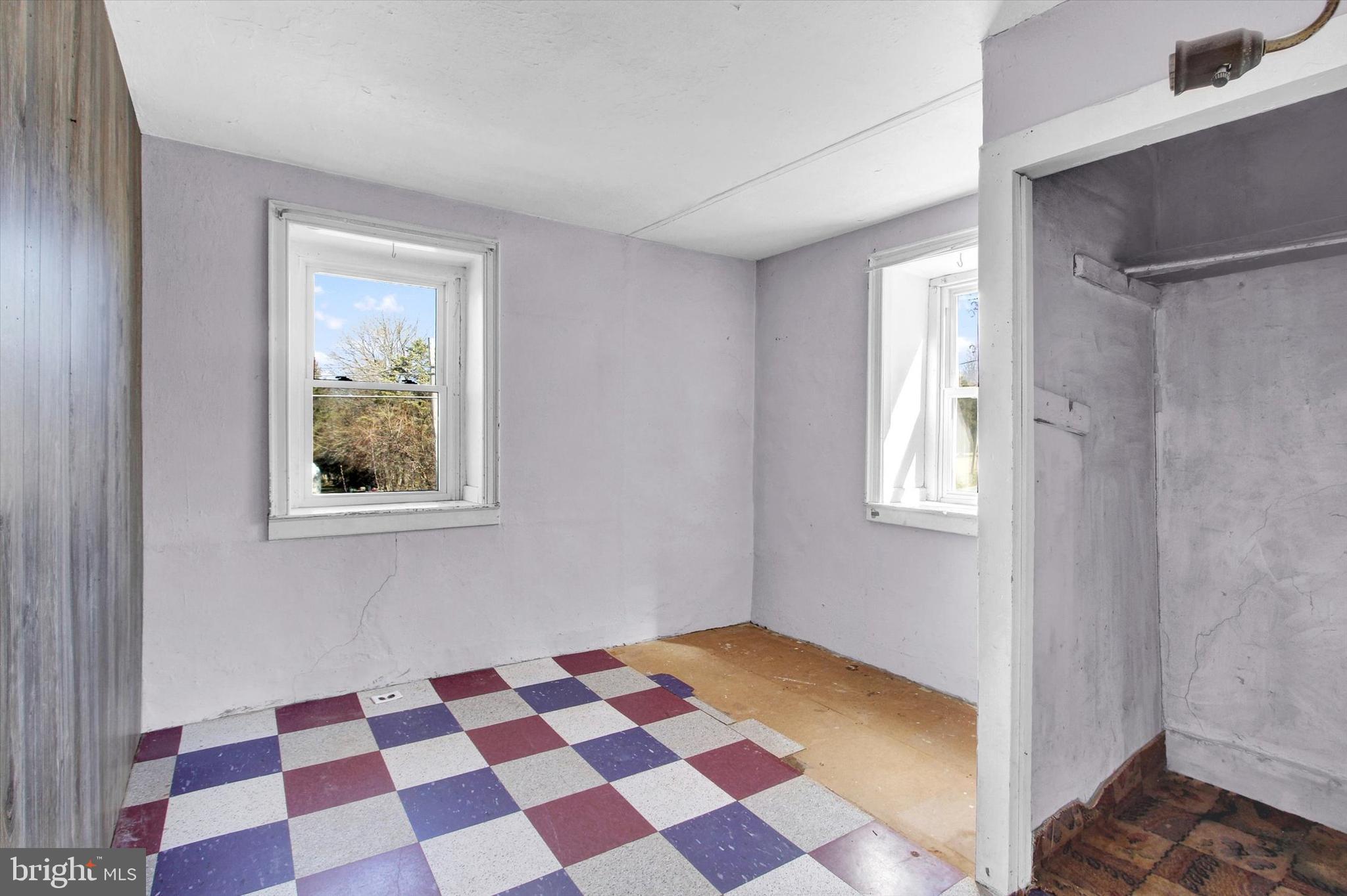 CARLISLE ROAD - Residential