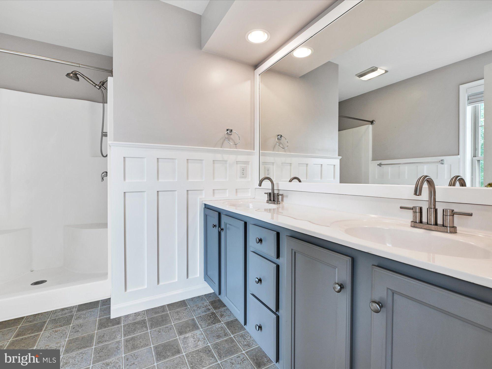 EAGLE VIEW ESTATES - Residential