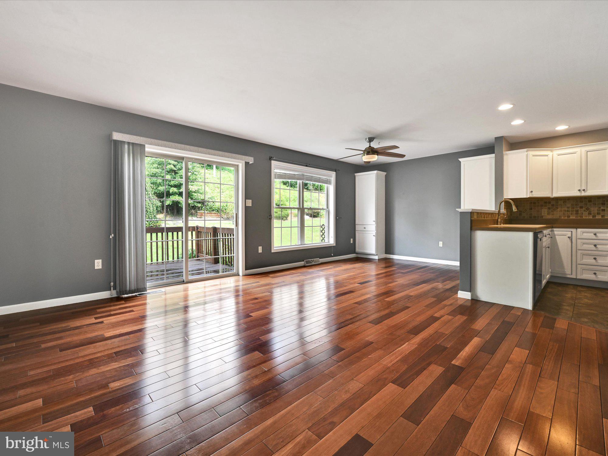 EAGLE VIEW ESTATES - Residential