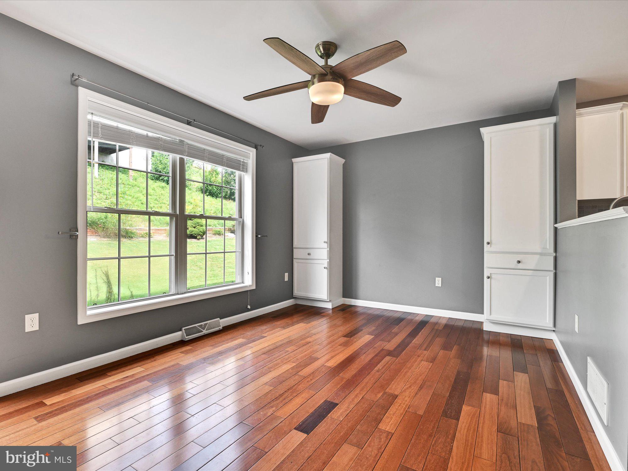 EAGLE VIEW ESTATES - Residential