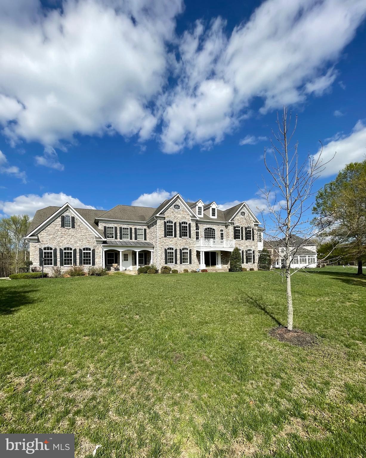 HAMPTONS AT WOODMORE - Residential