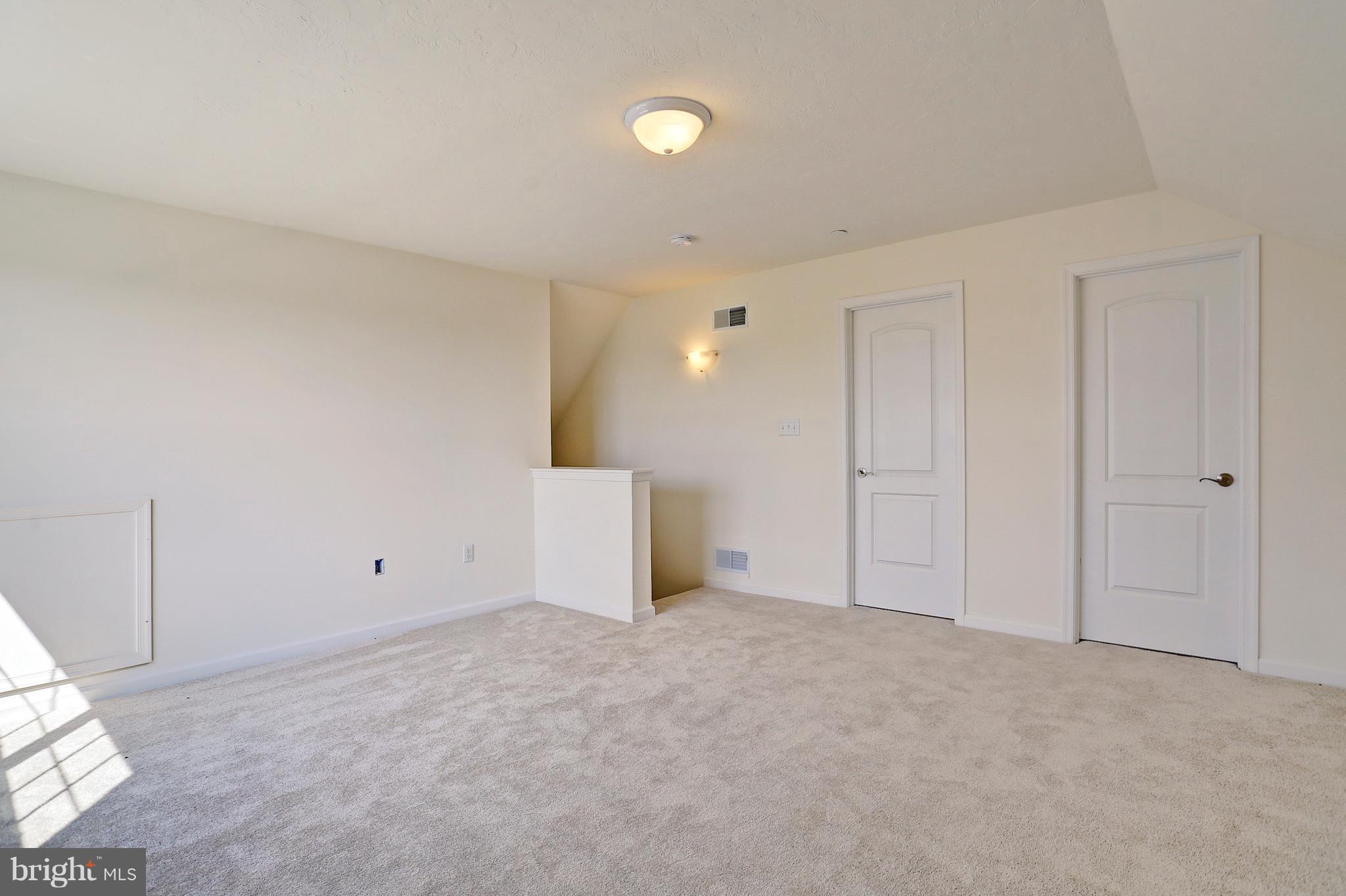 JACKSON HEIGHTS VILLAS - Residential