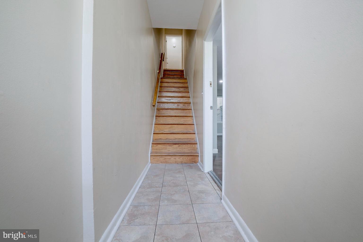 WASHINGTON HILL - Residential Income