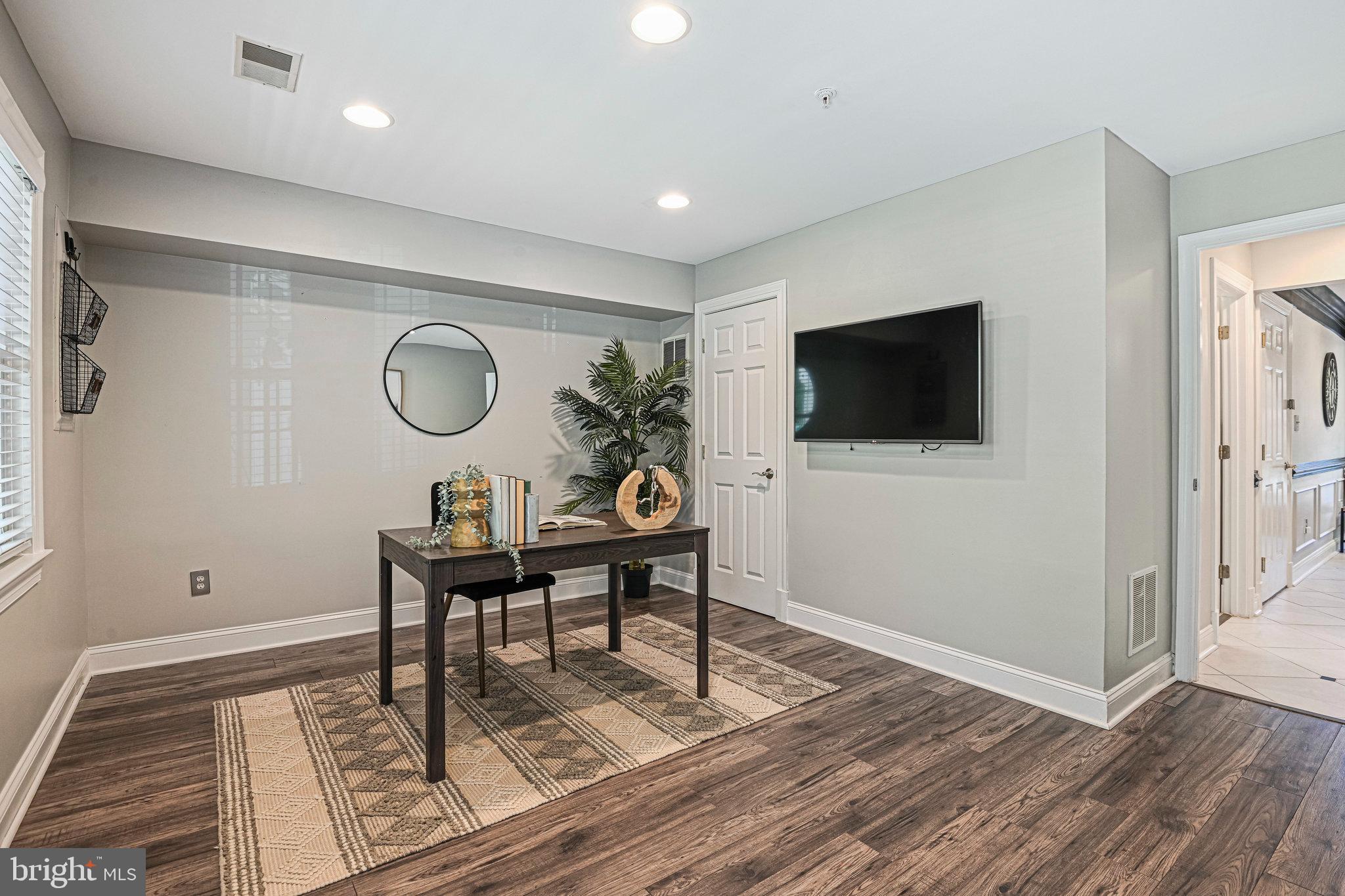 WEST MARKET - Residential
