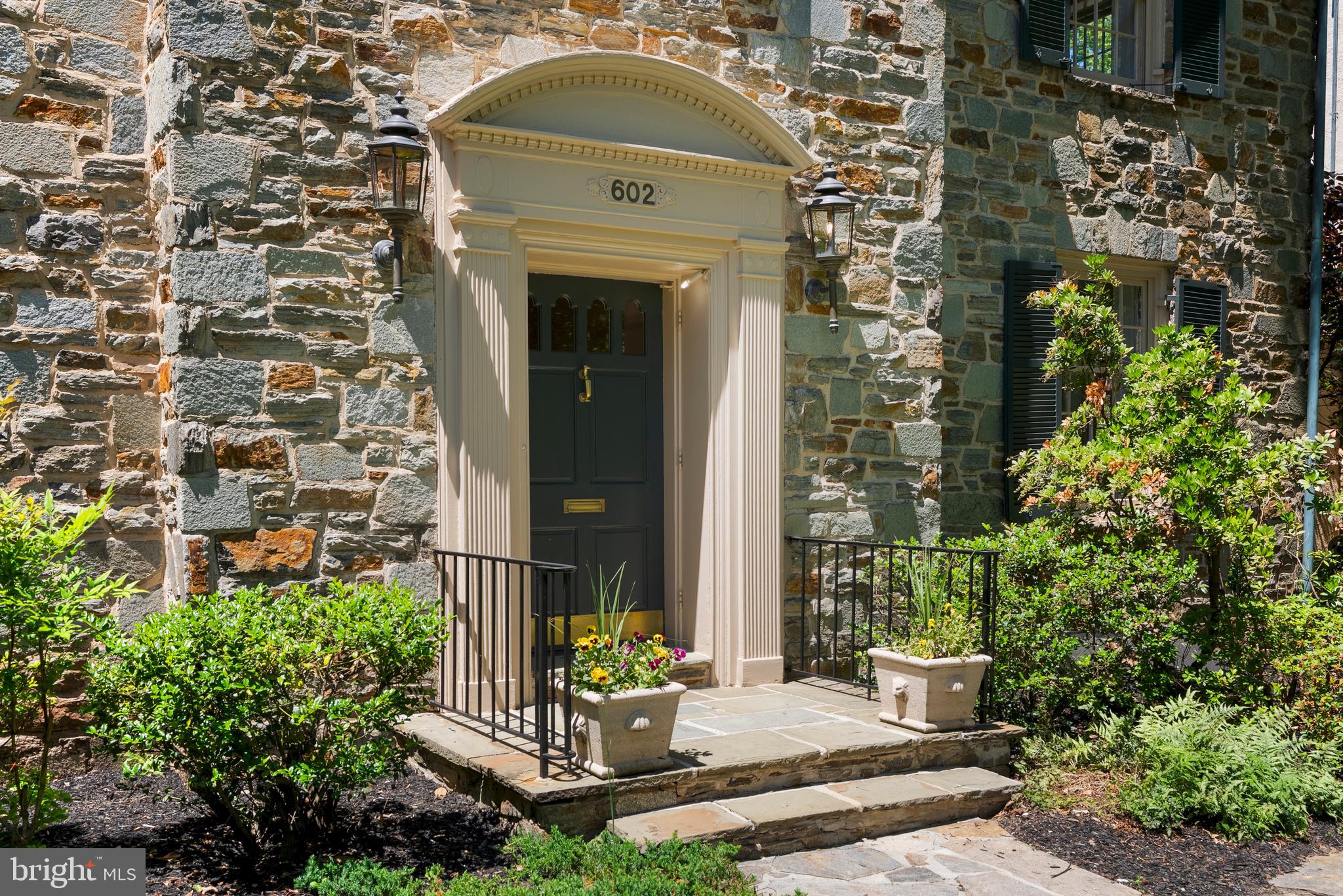 STONELEIGH - Residential