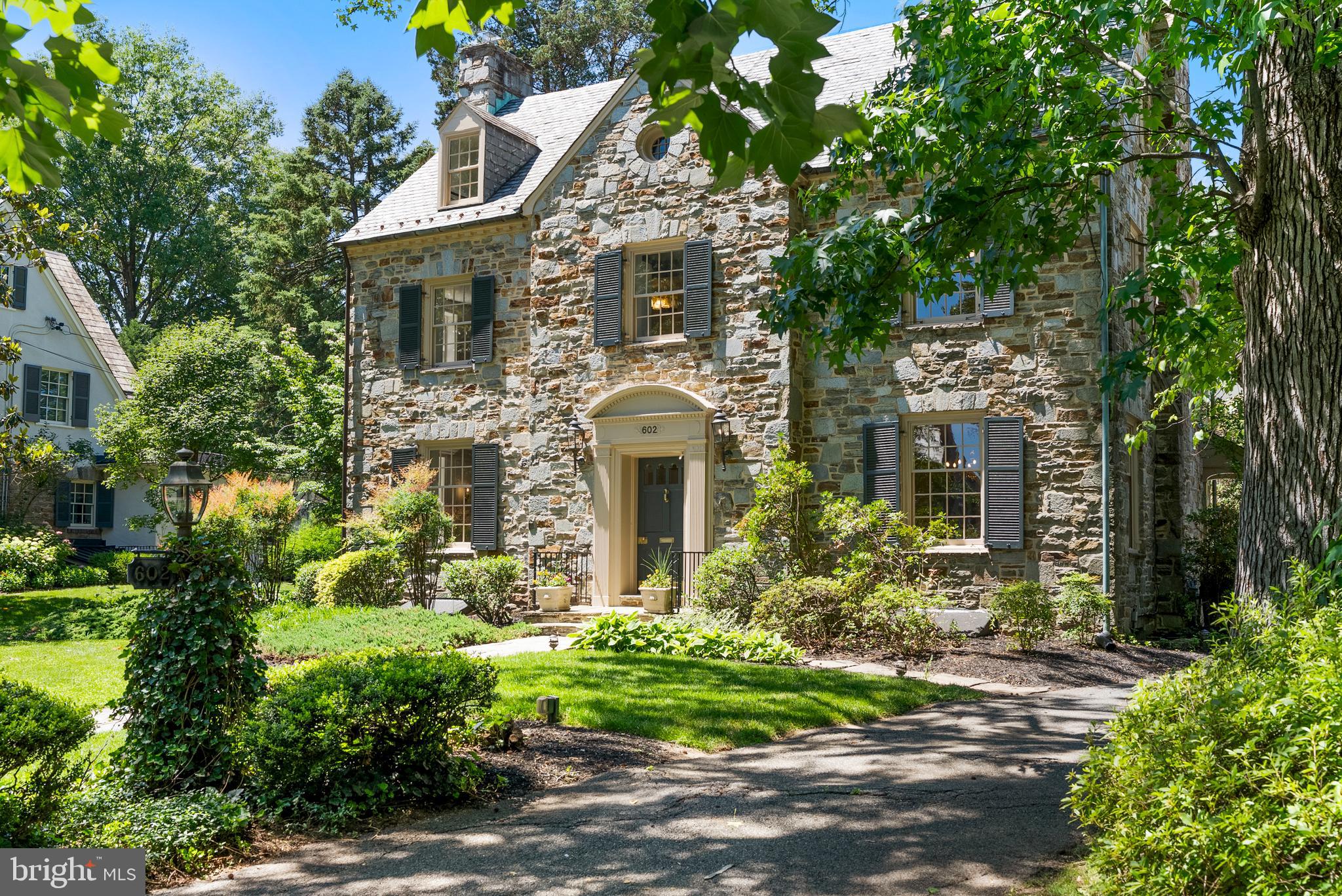 STONELEIGH - Residential