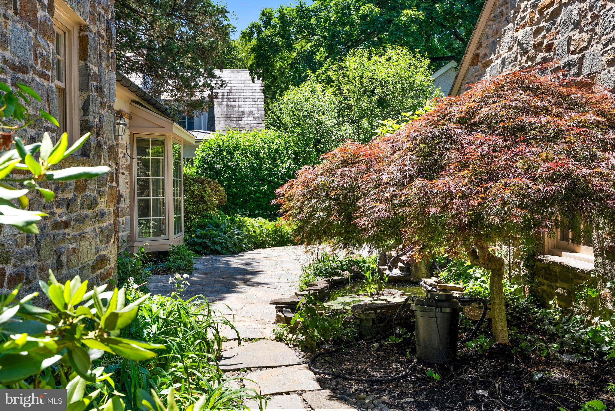 STONELEIGH - Residential