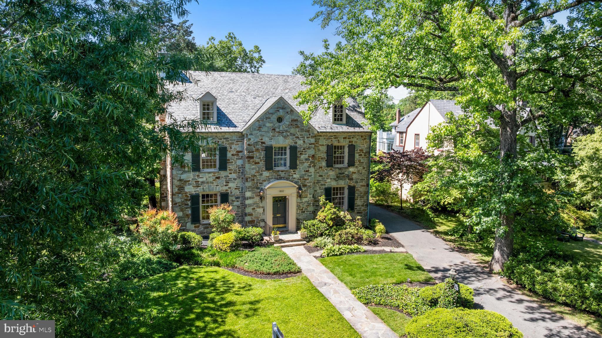 STONELEIGH - Residential