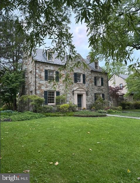 STONELEIGH - Residential